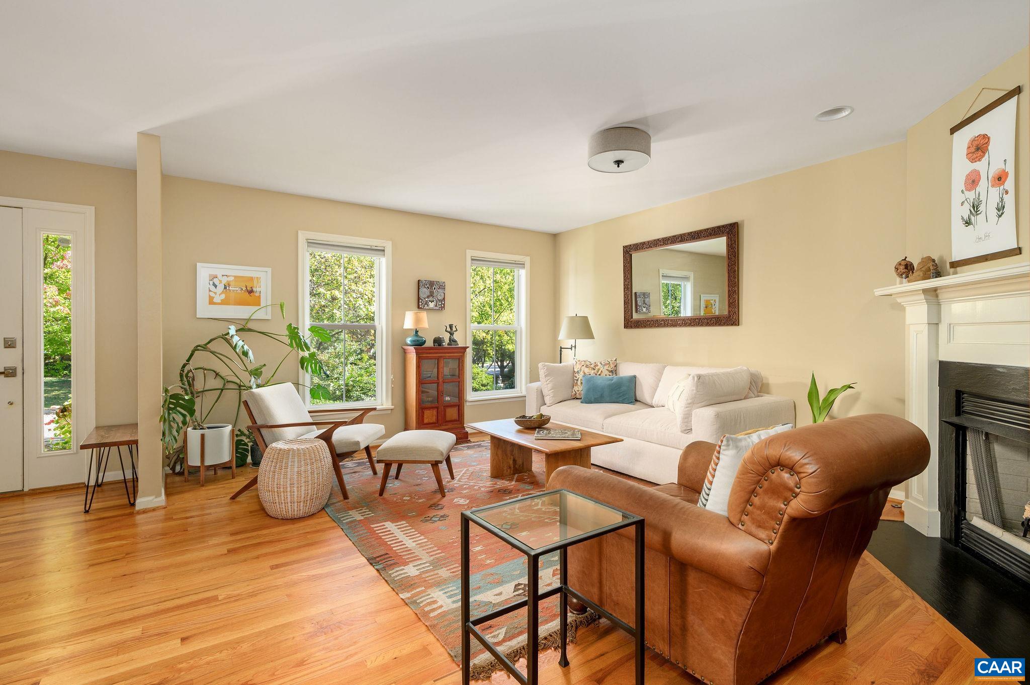 111 AMHERST COMMONS, CHARLOTTESVILLE, Virginia 22903, 3 Bedrooms Bedrooms, ,2 BathroomsBathrooms,Residential,111 AMHERST COMMONS,683239 MLS # 683239 111 AMHERST COMMONS, CHARLOTTESVILLE, Virginia 22903, 3 Bedrooms Bedrooms, ,2 BathroomsBathrooms,Residential,111 AMHERST COMMONS,683239 MLS # 683239