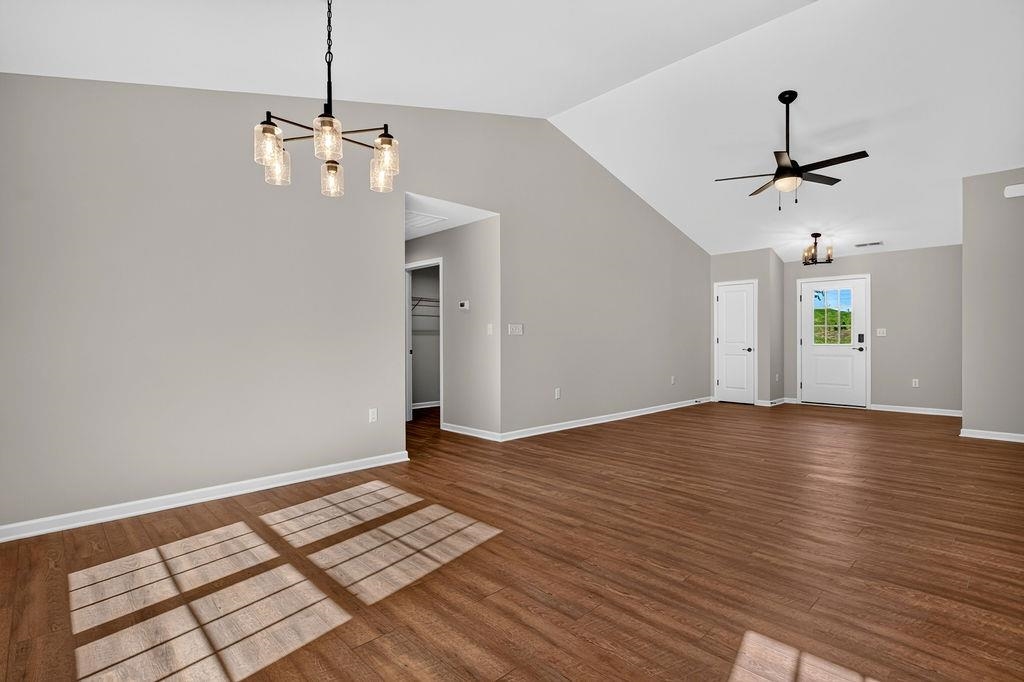 108 BROOK GLEN LN, STAUNTON, Virginia 24401, 3 Bedrooms Bedrooms, ,2 BathroomsBathrooms,Residential,108 BROOK GLEN LN,683275 MLS # 683275