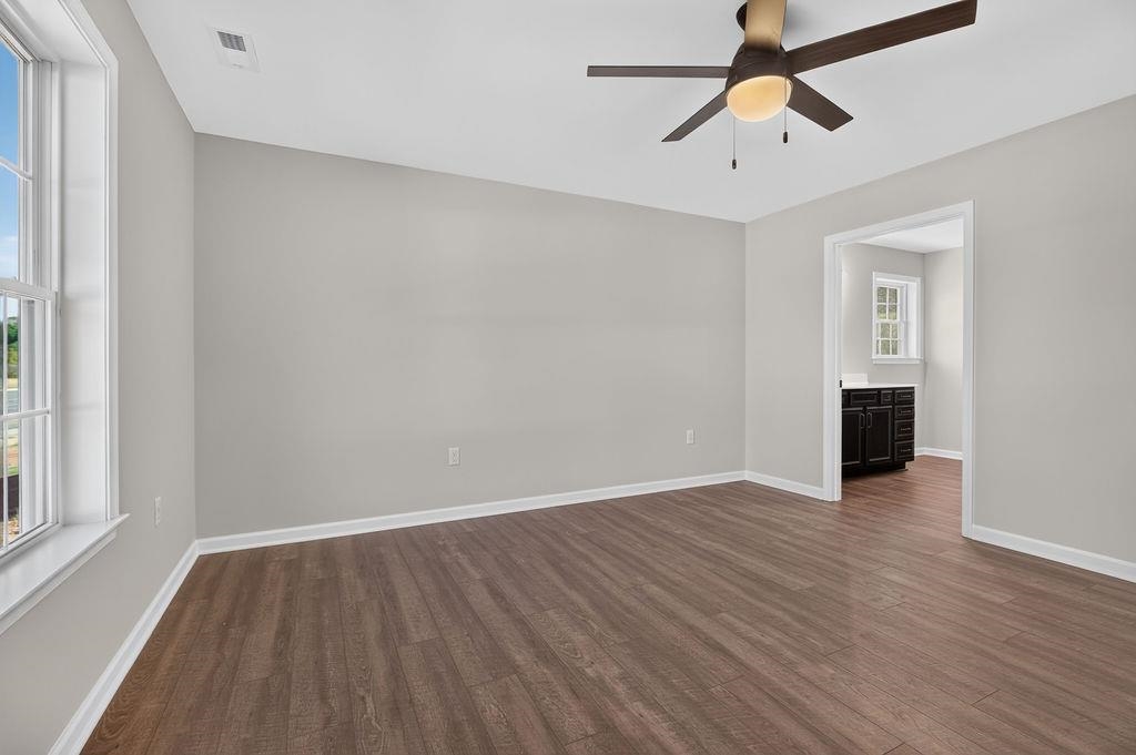 108 BROOK GLEN LN, STAUNTON, Virginia 24401, 3 Bedrooms Bedrooms, ,2 BathroomsBathrooms,Residential,108 BROOK GLEN LN,683275 MLS # 683275