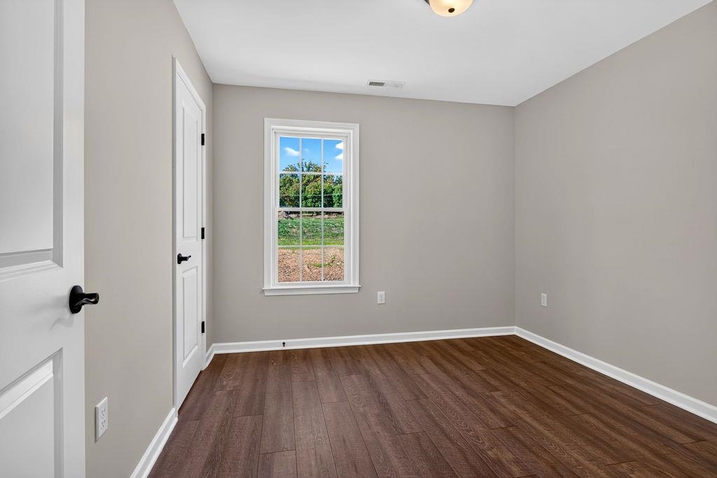 108 BROOK GLEN LN, STAUNTON, Virginia 24401, 3 Bedrooms Bedrooms, ,2 BathroomsBathrooms,Residential,108 BROOK GLEN LN,683275 MLS # 683275