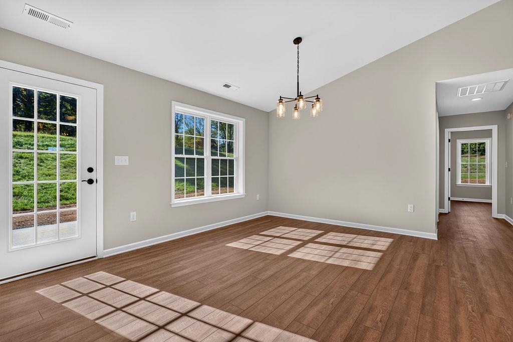 108 BROOK GLEN LN, STAUNTON, Virginia 24401, 3 Bedrooms Bedrooms, ,2 BathroomsBathrooms,Residential,108 BROOK GLEN LN,683275 MLS # 683275