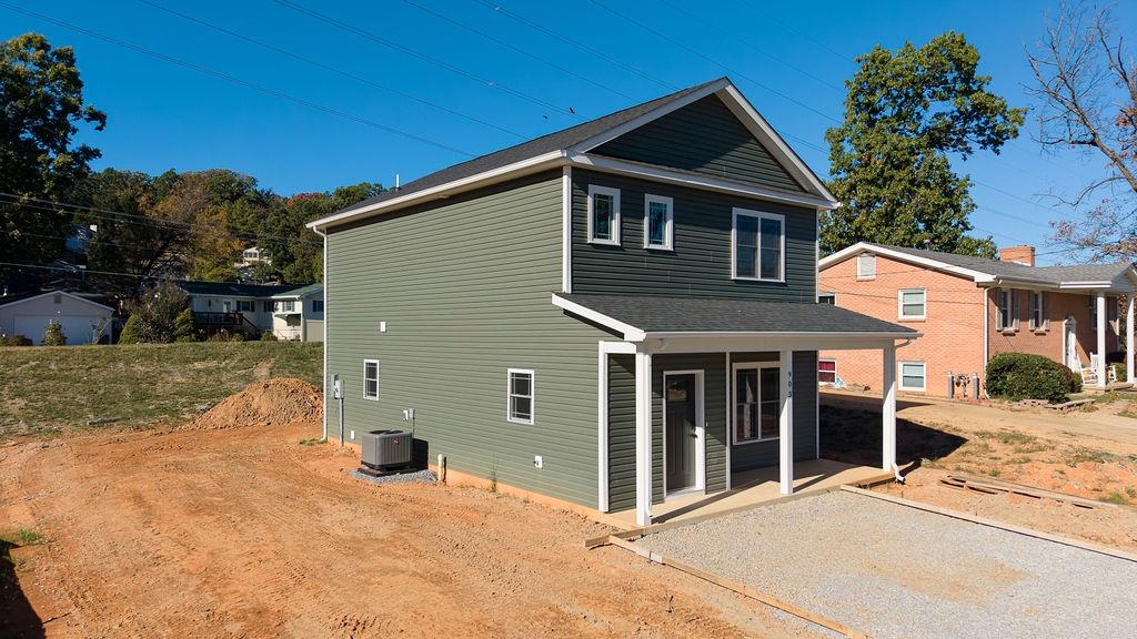903 FISHER CIR, STAUNTON, Virginia 24401, 3 Bedrooms Bedrooms, ,2 BathroomsBathrooms,Residential,903 FISHER CIR,683276 MLS # 683276 903 FISHER CIR, STAUNTON, Virginia 24401, 3 Bedrooms Bedrooms, ,2 BathroomsBathrooms,Residential,903 FISHER CIR,683276 MLS # 683276