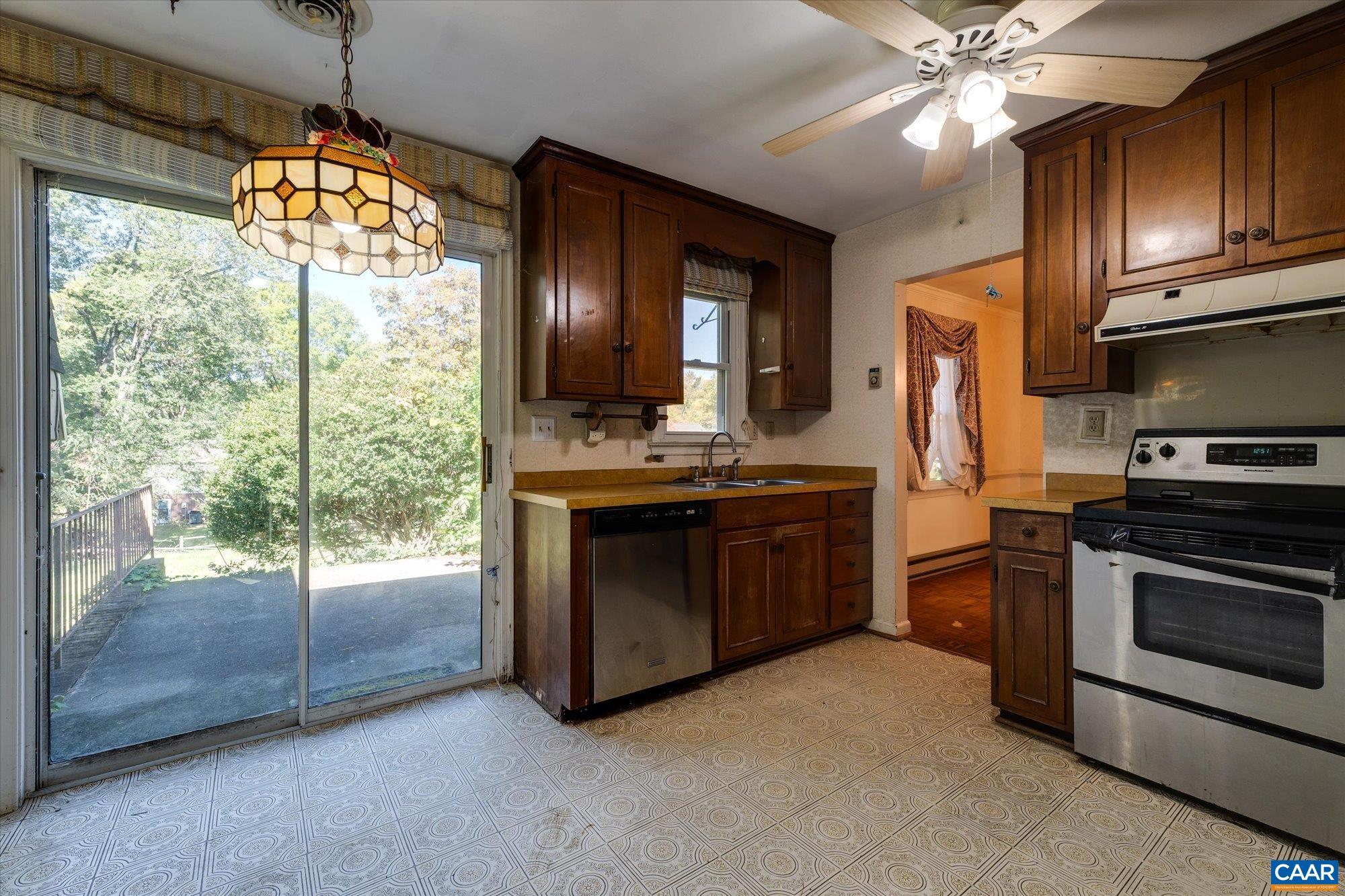 1610 DERBY LN, CHARLOTTESVILLE, Virginia 22911, 3 Bedrooms Bedrooms, ,2 BathroomsBathrooms,Residential,1610 Derby Ln,1610 DERBY LN,683278 MLS # 683278 1610 DERBY LN, CHARLOTTESVILLE, Virginia 22911, 3 Bedrooms Bedrooms, ,2 BathroomsBathrooms,Residential,1610 Derby Ln,1610 DERBY LN,683278 MLS # 683278
