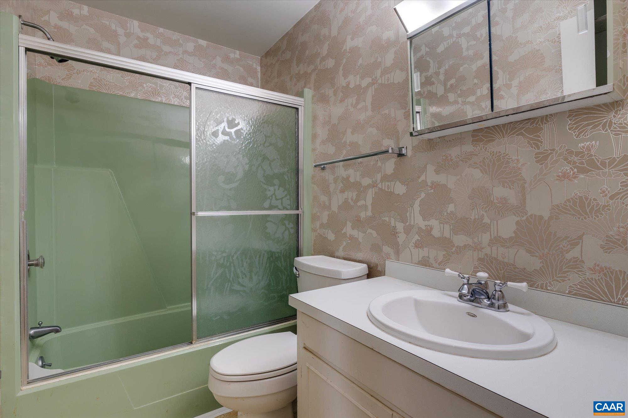 1610 DERBY LN, CHARLOTTESVILLE, Virginia 22911, 3 Bedrooms Bedrooms, ,2 BathroomsBathrooms,Residential,1610 Derby Ln,1610 DERBY LN,683278 MLS # 683278 1610 DERBY LN, CHARLOTTESVILLE, Virginia 22911, 3 Bedrooms Bedrooms, ,2 BathroomsBathrooms,Residential,1610 Derby Ln,1610 DERBY LN,683278 MLS # 683278