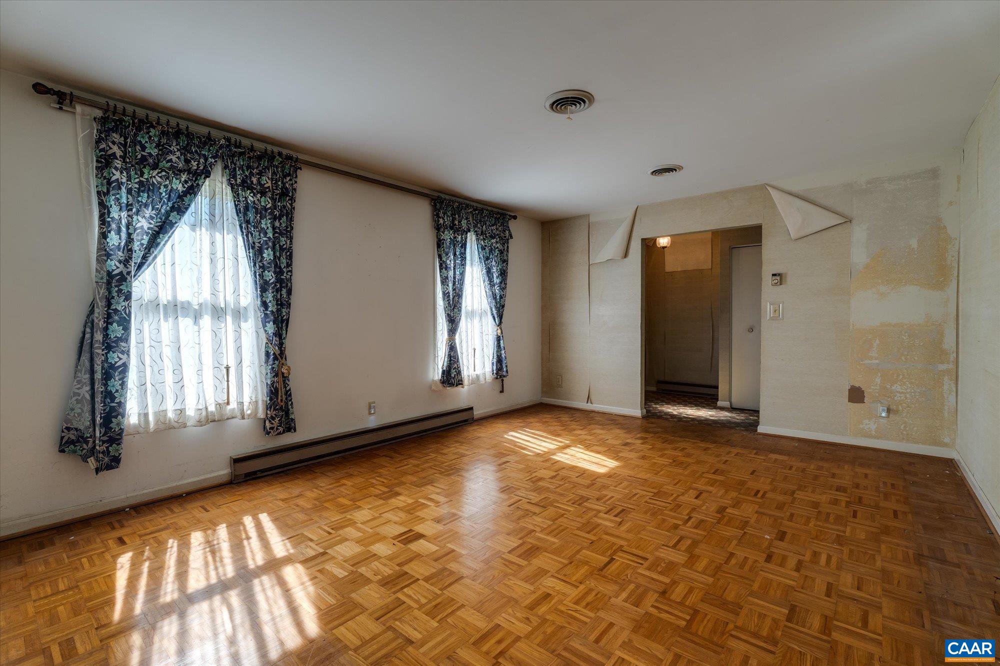 1610 DERBY LN, CHARLOTTESVILLE, Virginia 22911, 3 Bedrooms Bedrooms, ,2 BathroomsBathrooms,Residential,1610 Derby Ln,1610 DERBY LN,683278 MLS # 683278 1610 DERBY LN, CHARLOTTESVILLE, Virginia 22911, 3 Bedrooms Bedrooms, ,2 BathroomsBathrooms,Residential,1610 Derby Ln,1610 DERBY LN,683278 MLS # 683278
