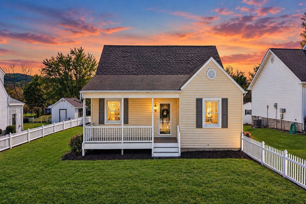 1516 LYNDHURST RD, WAYNESBORO, Virginia 22980, 3 Bedrooms Bedrooms, ,2 BathroomsBathrooms,Residential,1516 LYNDHURST RD,683283 MLS # 683283 1516 LYNDHURST RD, WAYNESBORO, Virginia 22980, 3 Bedrooms Bedrooms, ,2 BathroomsBathrooms,Residential,1516 LYNDHURST RD,683283 MLS # 683283