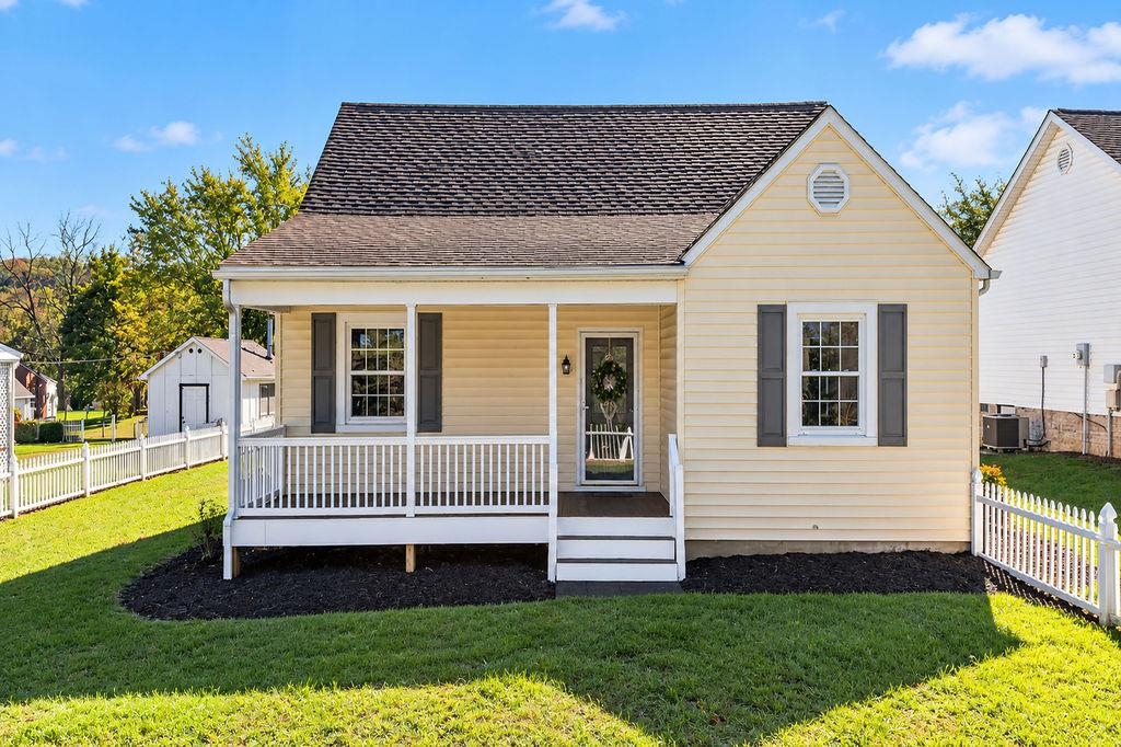 1516 LYNDHURST RD, WAYNESBORO, Virginia 22980, 3 Bedrooms Bedrooms, ,2 BathroomsBathrooms,Residential,1516 LYNDHURST RD,683283 MLS # 683283 1516 LYNDHURST RD, WAYNESBORO, Virginia 22980, 3 Bedrooms Bedrooms, ,2 BathroomsBathrooms,Residential,1516 LYNDHURST RD,683283 MLS # 683283