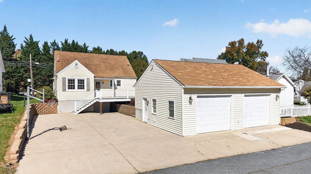 1516 LYNDHURST RD, WAYNESBORO, Virginia 22980, 3 Bedrooms Bedrooms, ,2 BathroomsBathrooms,Residential,1516 LYNDHURST RD,683283 MLS # 683283 1516 LYNDHURST RD, WAYNESBORO, Virginia 22980, 3 Bedrooms Bedrooms, ,2 BathroomsBathrooms,Residential,1516 LYNDHURST RD,683283 MLS # 683283