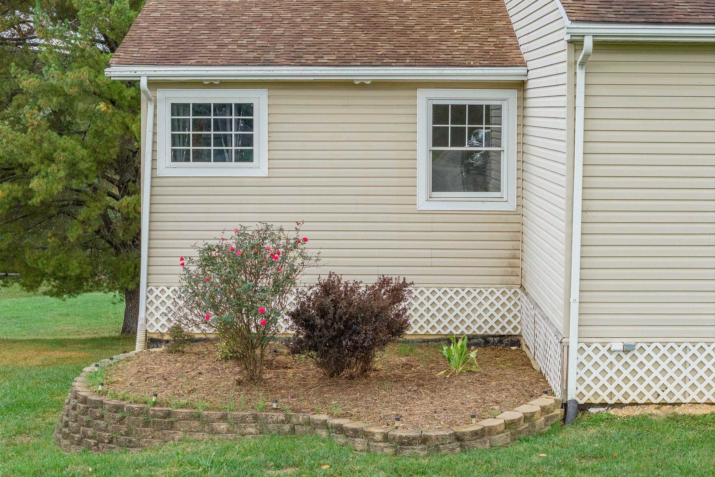 149 APPALACHIAN RISE, LEXINGTON, Virginia 24450, 3 Bedrooms Bedrooms, ,4 BathroomsBathrooms,Residential,149 Appalachian Rise Lexington, VA 24450,149 APPALACHIAN RISE,683284 MLS # 683284 149 APPALACHIAN RISE, LEXINGTON, Virginia 24450, 3 Bedrooms Bedrooms, ,4 BathroomsBathrooms,Residential,149 Appalachian Rise Lexington, VA 24450,149 APPALACHIAN RISE,683284 MLS # 683284