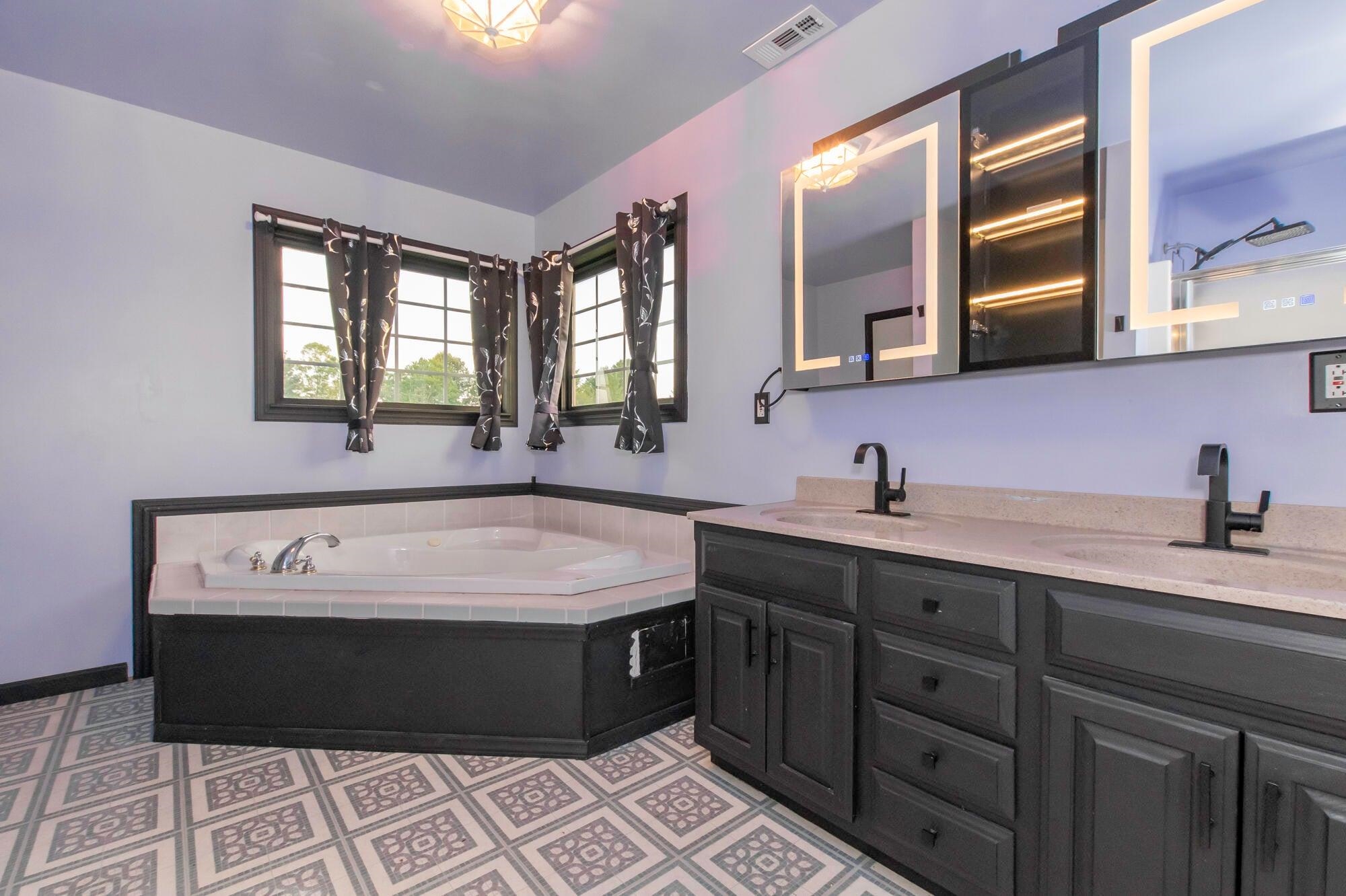 149 APPALACHIAN RISE, LEXINGTON, Virginia 24450, 3 Bedrooms Bedrooms, ,4 BathroomsBathrooms,Residential,149 Appalachian Rise Lexington, VA 24450,149 APPALACHIAN RISE,683284 MLS # 683284 149 APPALACHIAN RISE, LEXINGTON, Virginia 24450, 3 Bedrooms Bedrooms, ,4 BathroomsBathrooms,Residential,149 Appalachian Rise Lexington, VA 24450,149 APPALACHIAN RISE,683284 MLS # 683284