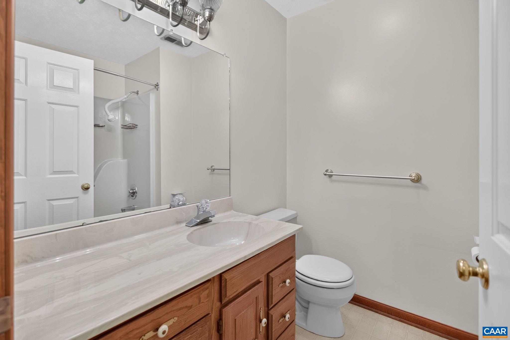 1156 SPRINGFIELD DR, HARRISONBURG, Virginia 22801, 3 Bedrooms Bedrooms, ,3 BathroomsBathrooms,Residential,1156 SPRINGFIELD DR,683289 MLS # 683289 1156 SPRINGFIELD DR, HARRISONBURG, Virginia 22801, 3 Bedrooms Bedrooms, ,3 BathroomsBathrooms,Residential,1156 SPRINGFIELD DR,683289 MLS # 683289