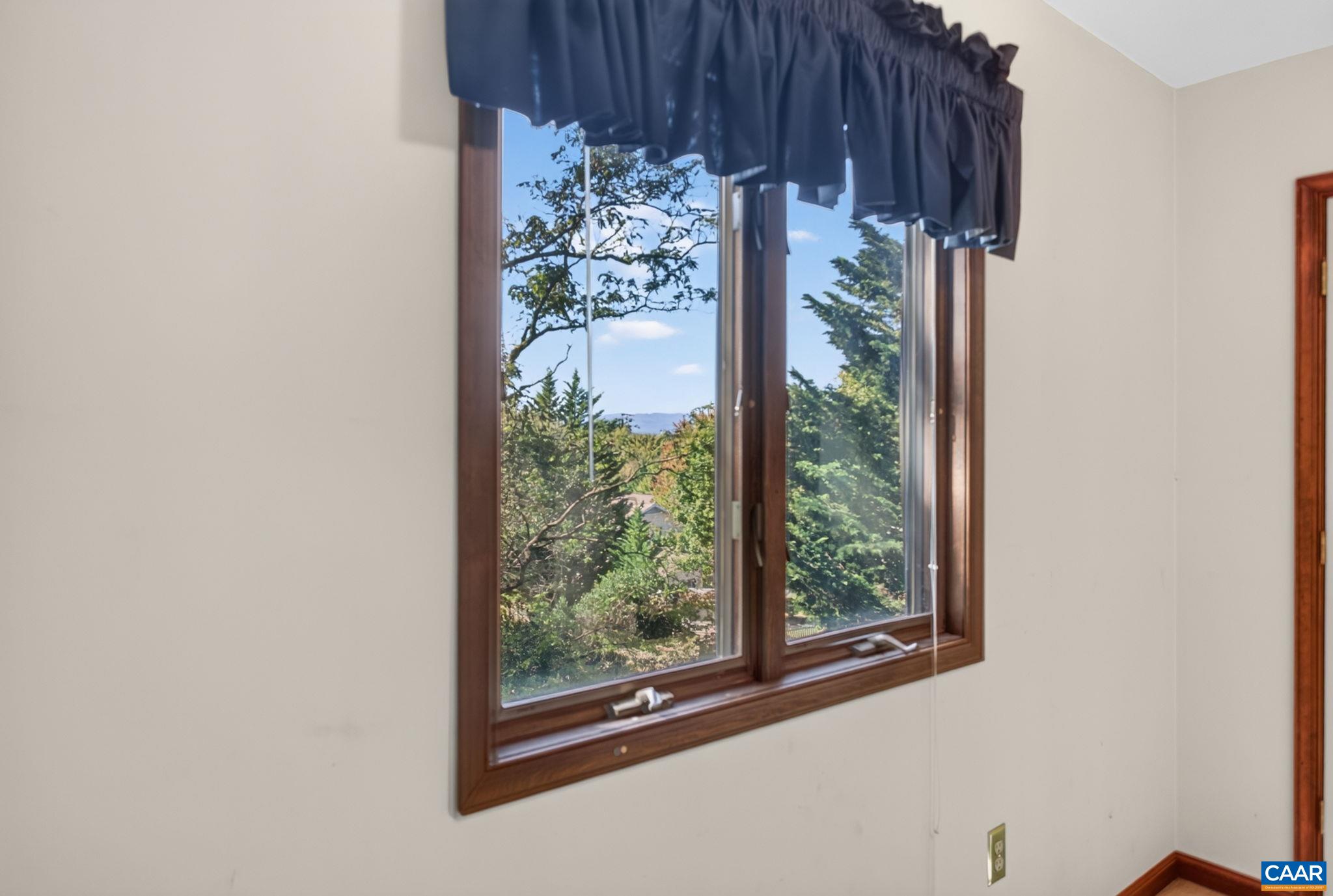 1156 SPRINGFIELD DR, HARRISONBURG, Virginia 22801, 3 Bedrooms Bedrooms, ,3 BathroomsBathrooms,Residential,1156 SPRINGFIELD DR,683289 MLS # 683289 1156 SPRINGFIELD DR, HARRISONBURG, Virginia 22801, 3 Bedrooms Bedrooms, ,3 BathroomsBathrooms,Residential,1156 SPRINGFIELD DR,683289 MLS # 683289