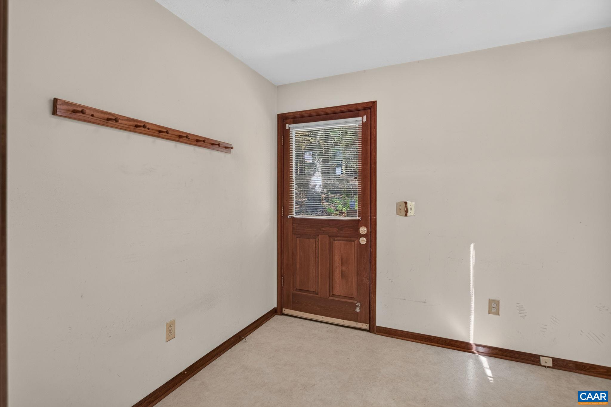 1156 SPRINGFIELD DR, HARRISONBURG, Virginia 22801, 3 Bedrooms Bedrooms, ,3 BathroomsBathrooms,Residential,1156 SPRINGFIELD DR,683289 MLS # 683289 1156 SPRINGFIELD DR, HARRISONBURG, Virginia 22801, 3 Bedrooms Bedrooms, ,3 BathroomsBathrooms,Residential,1156 SPRINGFIELD DR,683289 MLS # 683289