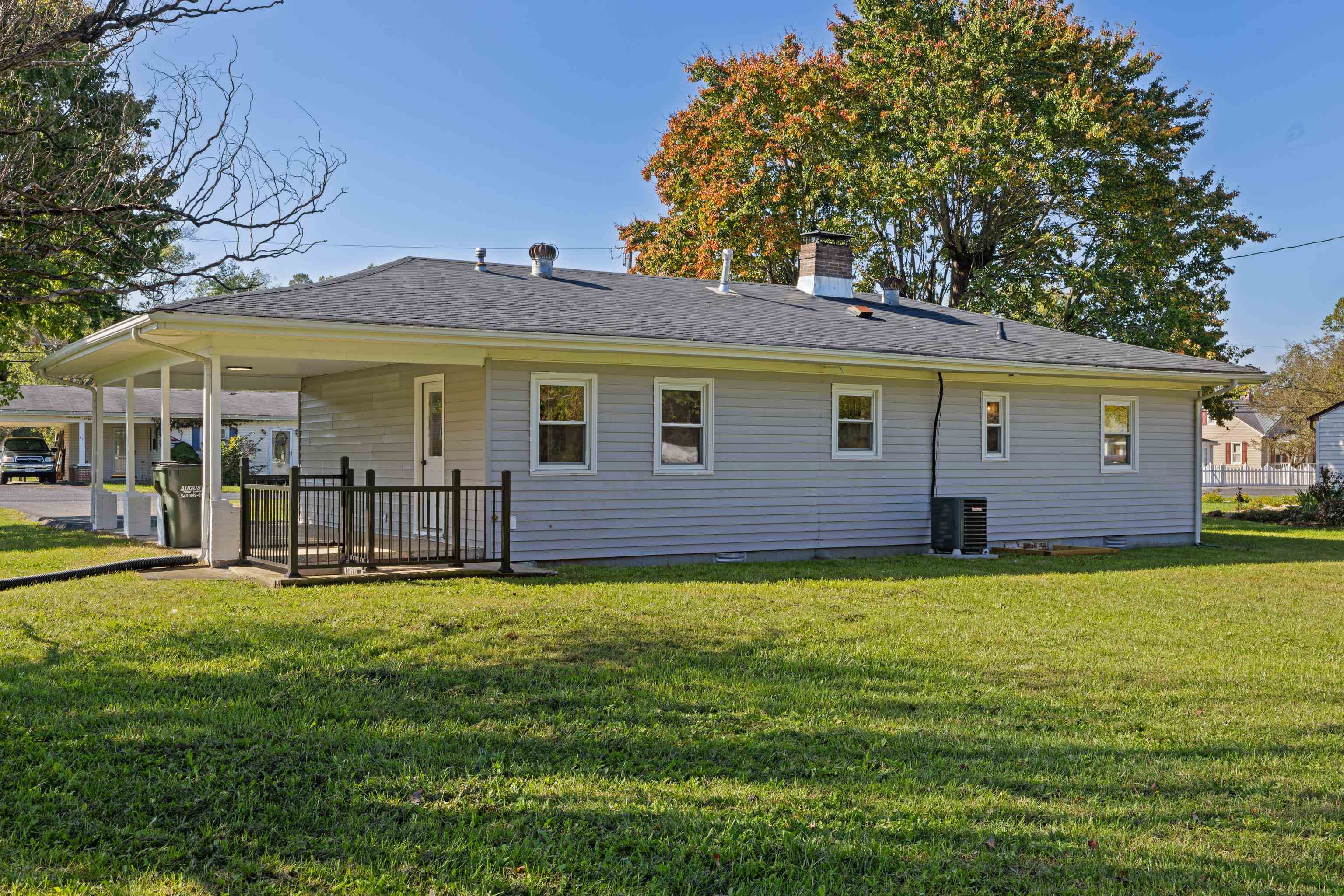 68 BEAGLE GAP RUN, WAYNESBORO, Virginia 22980, 3 Bedrooms Bedrooms, ,1 BathroomBathrooms,Residential,68 BEAGLE GAP RUN,683290 MLS # 683290 68 BEAGLE GAP RUN, WAYNESBORO, Virginia 22980, 3 Bedrooms Bedrooms, ,1 BathroomBathrooms,Residential,68 BEAGLE GAP RUN,683290 MLS # 683290