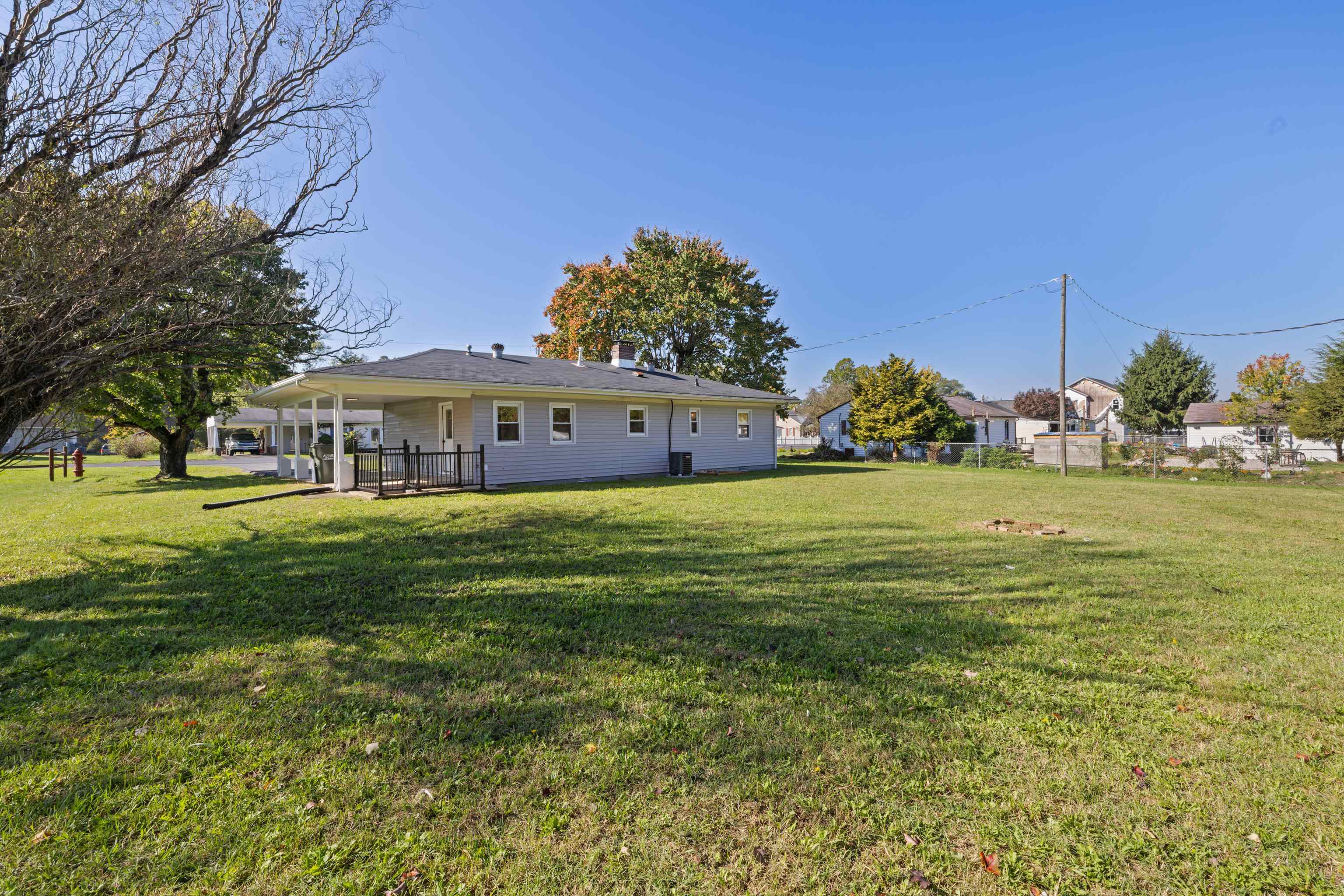 68 BEAGLE GAP RUN, WAYNESBORO, Virginia 22980, 3 Bedrooms Bedrooms, ,1 BathroomBathrooms,Residential,68 BEAGLE GAP RUN,683290 MLS # 683290 68 BEAGLE GAP RUN, WAYNESBORO, Virginia 22980, 3 Bedrooms Bedrooms, ,1 BathroomBathrooms,Residential,68 BEAGLE GAP RUN,683290 MLS # 683290