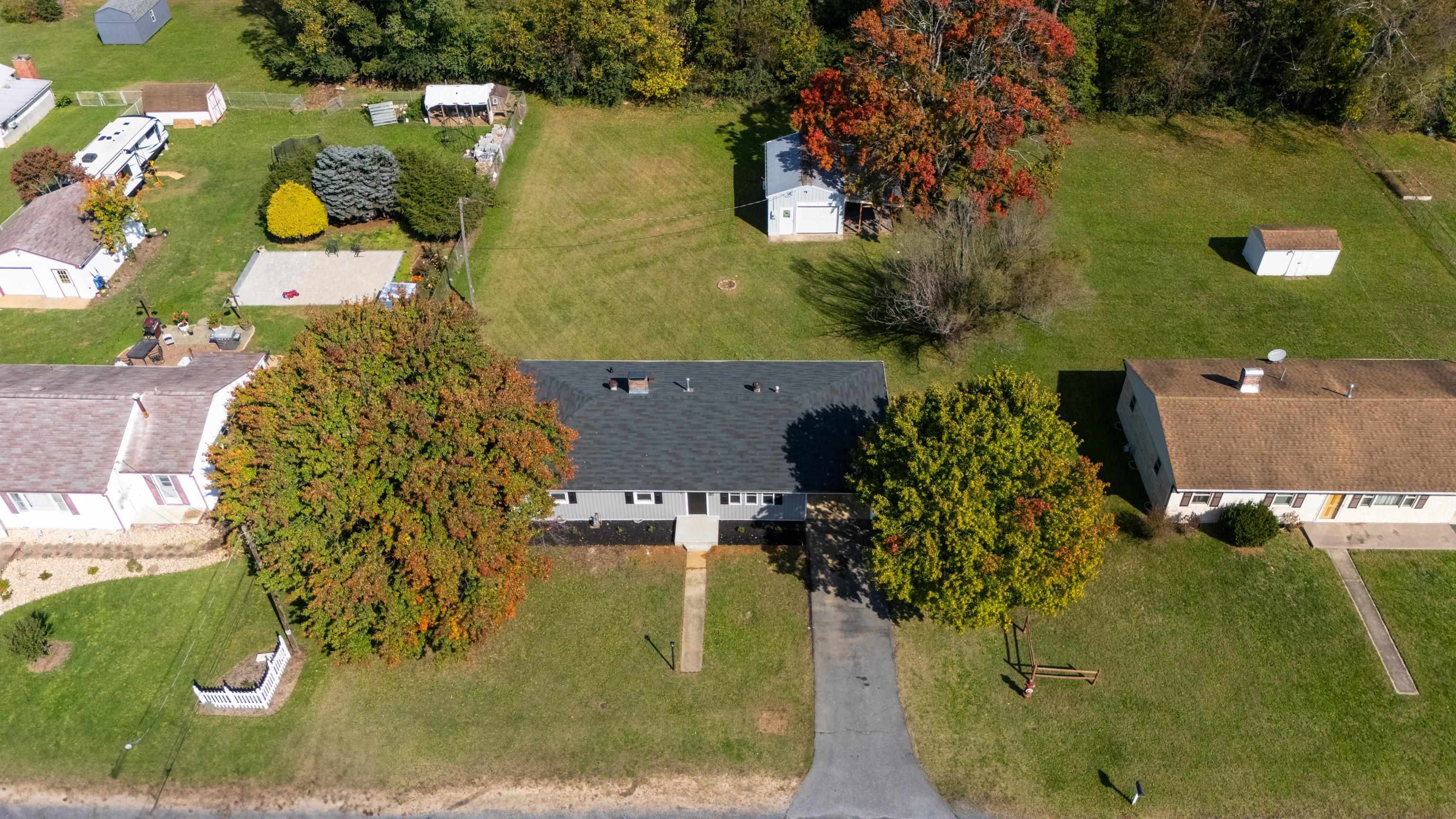 68 BEAGLE GAP RUN, WAYNESBORO, Virginia 22980, 3 Bedrooms Bedrooms, ,1 BathroomBathrooms,Residential,68 BEAGLE GAP RUN,683290 MLS # 683290 68 BEAGLE GAP RUN, WAYNESBORO, Virginia 22980, 3 Bedrooms Bedrooms, ,1 BathroomBathrooms,Residential,68 BEAGLE GAP RUN,683290 MLS # 683290