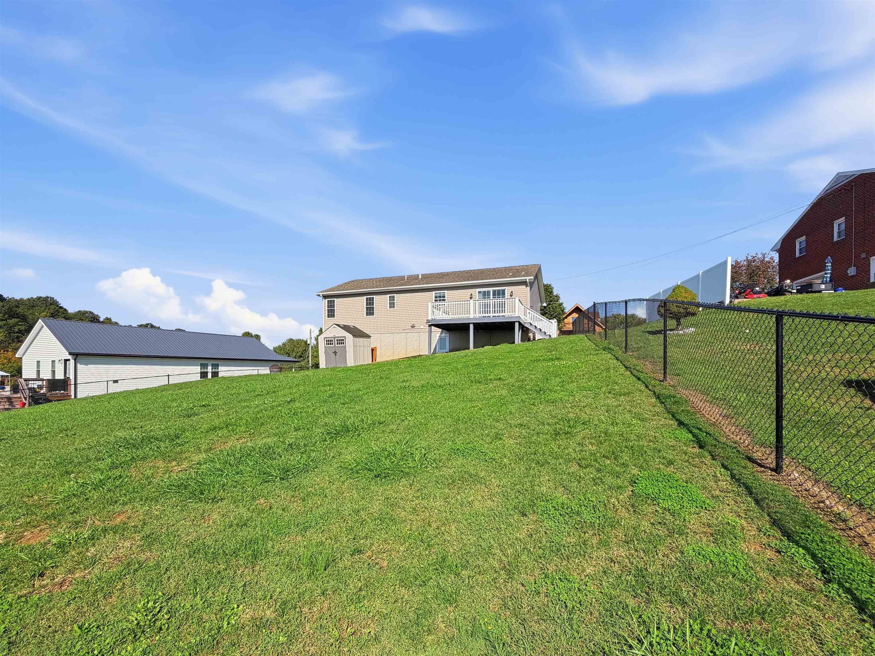 160 GREENVIEW DR, STAUNTON, Virginia 24401, 4 Bedrooms Bedrooms, ,3 BathroomsBathrooms,Residential,160 GREENVIEW DR,683291 MLS # 683291