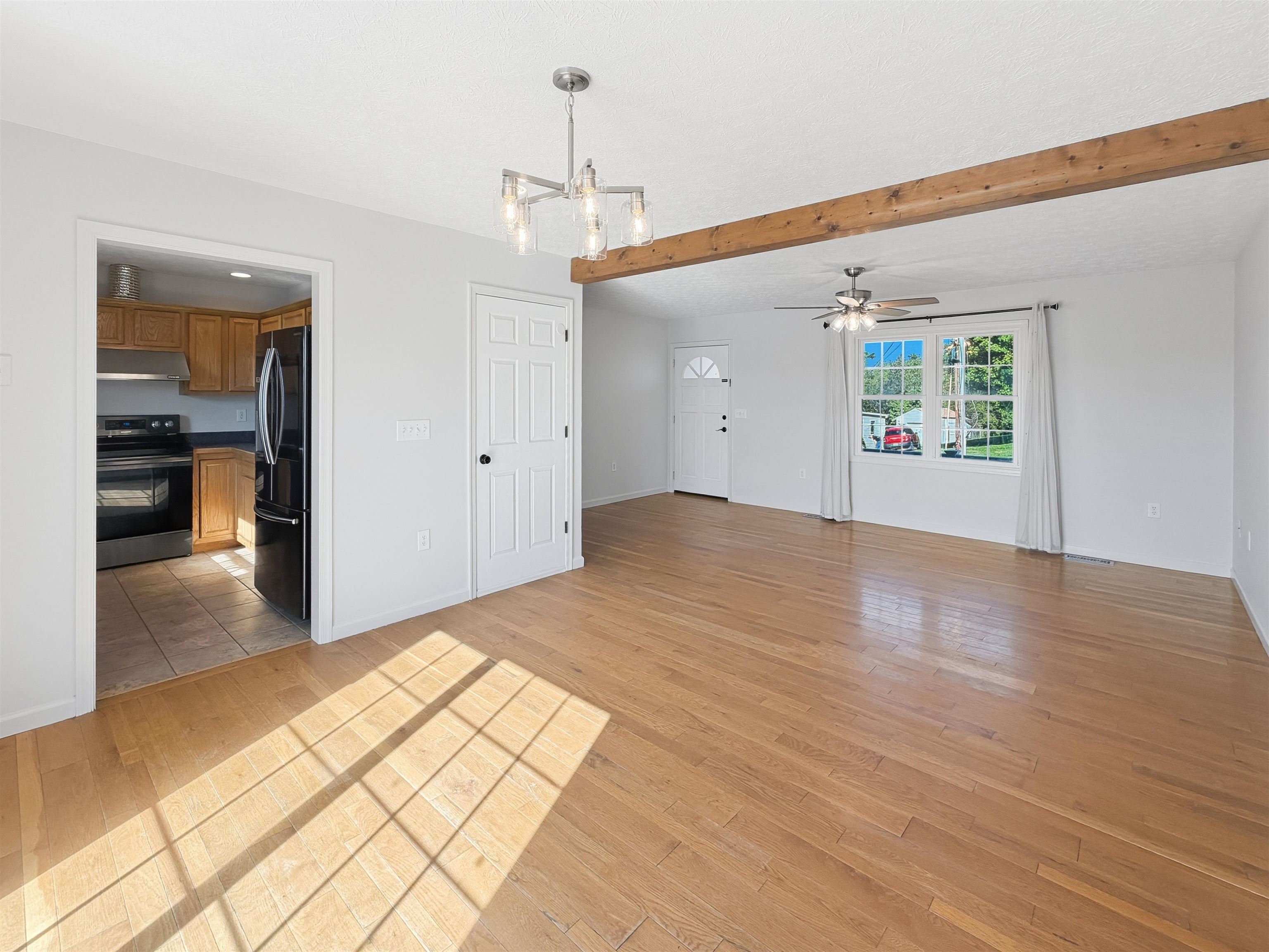 160 GREENVIEW DR, STAUNTON, Virginia 24401, 4 Bedrooms Bedrooms, ,3 BathroomsBathrooms,Residential,160 GREENVIEW DR,683291 MLS # 683291