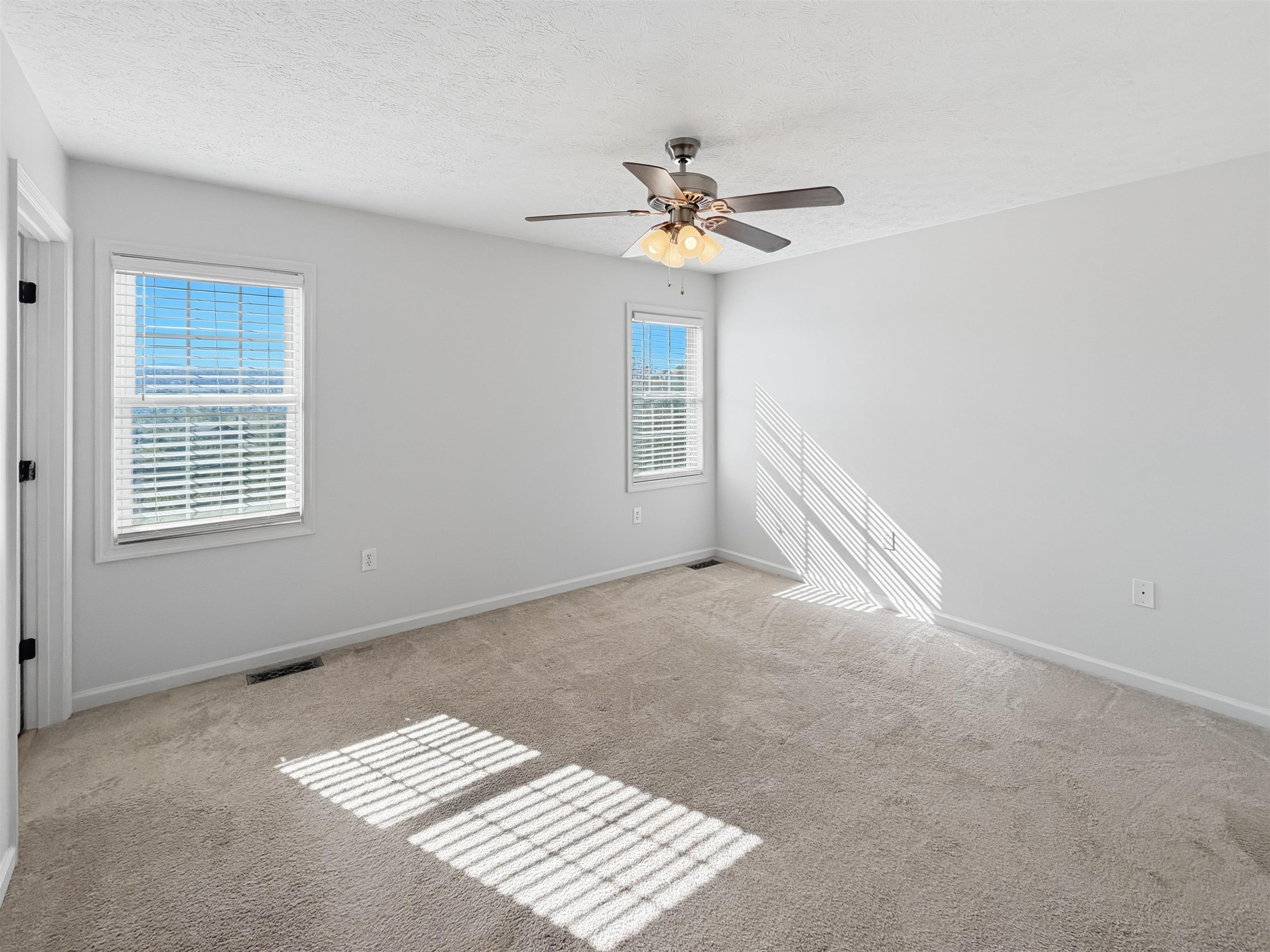 160 GREENVIEW DR, STAUNTON, Virginia 24401, 4 Bedrooms Bedrooms, ,3 BathroomsBathrooms,Residential,160 GREENVIEW DR,683291 MLS # 683291