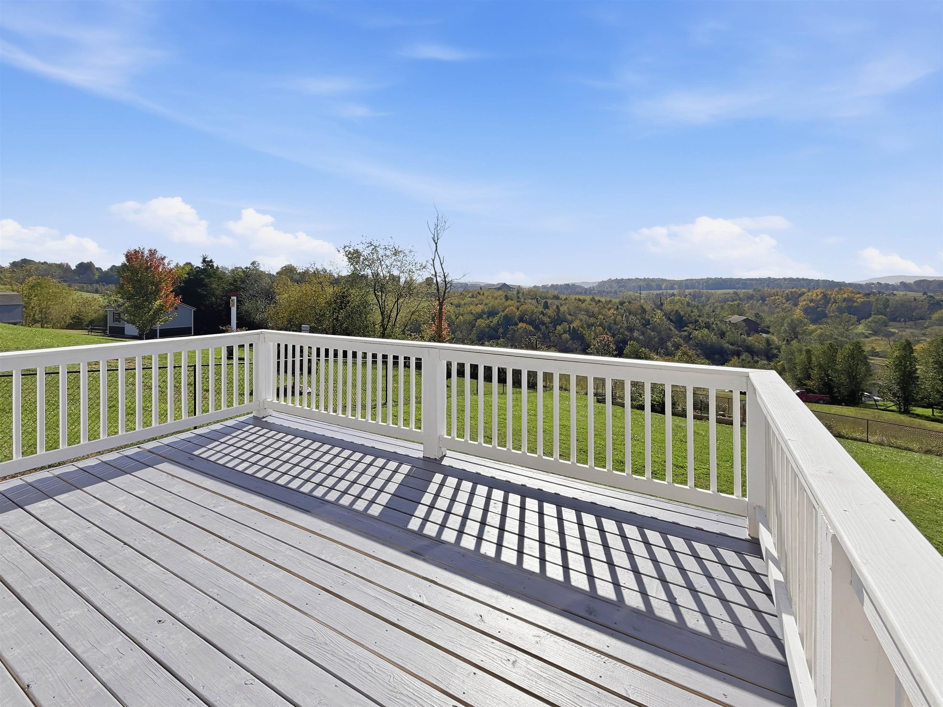 160 GREENVIEW DR, STAUNTON, Virginia 24401, 4 Bedrooms Bedrooms, ,3 BathroomsBathrooms,Residential,160 GREENVIEW DR,683291 MLS # 683291