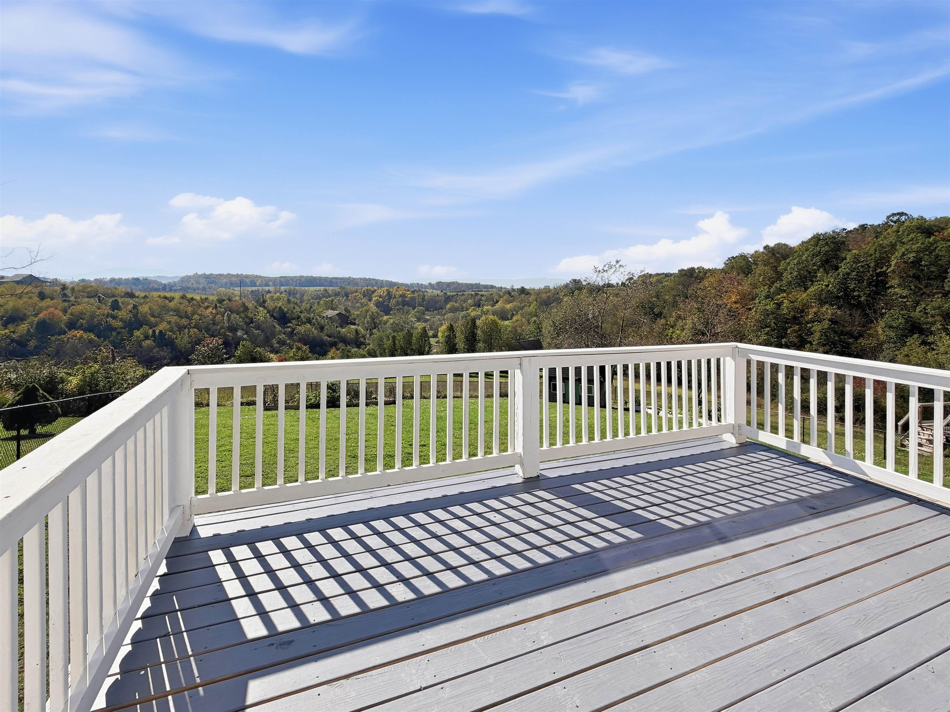 160 GREENVIEW DR, STAUNTON, Virginia 24401, 4 Bedrooms Bedrooms, ,3 BathroomsBathrooms,Residential,160 GREENVIEW DR,683291 MLS # 683291