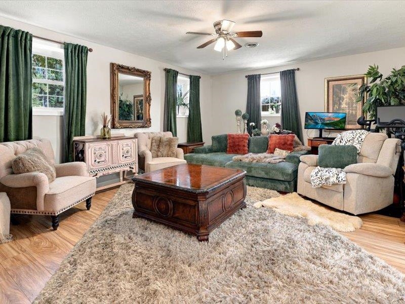 1569 PATTERSON MILL RD, GROTTOES, Virginia 24441, 4 Bedrooms Bedrooms, ,3 BathroomsBathrooms,Residential,1569 PATTERSON MILL RD,683292 MLS # 683292 1569 PATTERSON MILL RD, GROTTOES, Virginia 24441, 4 Bedrooms Bedrooms, ,3 BathroomsBathrooms,Residential,1569 PATTERSON MILL RD,683292 MLS # 683292