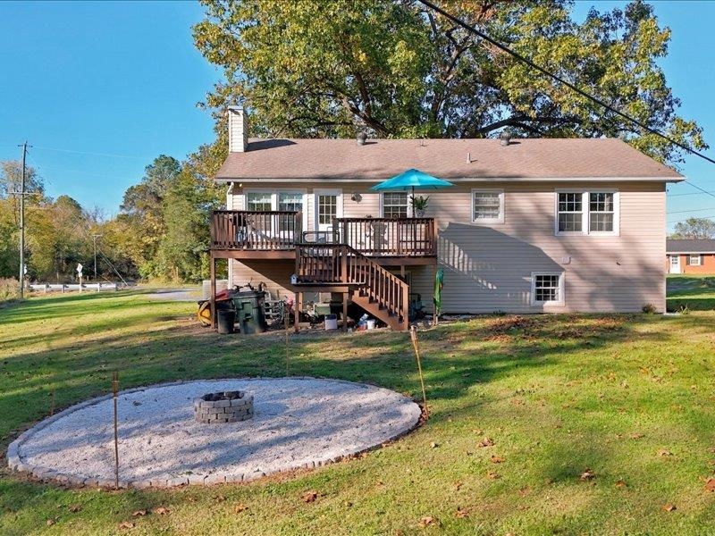 1569 PATTERSON MILL RD, GROTTOES, Virginia 24441, 4 Bedrooms Bedrooms, ,3 BathroomsBathrooms,Residential,1569 PATTERSON MILL RD,683292 MLS # 683292 1569 PATTERSON MILL RD, GROTTOES, Virginia 24441, 4 Bedrooms Bedrooms, ,3 BathroomsBathrooms,Residential,1569 PATTERSON MILL RD,683292 MLS # 683292
