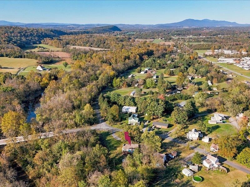 1569 PATTERSON MILL RD, GROTTOES, Virginia 24441, 4 Bedrooms Bedrooms, ,3 BathroomsBathrooms,Residential,1569 PATTERSON MILL RD,683292 MLS # 683292 1569 PATTERSON MILL RD, GROTTOES, Virginia 24441, 4 Bedrooms Bedrooms, ,3 BathroomsBathrooms,Residential,1569 PATTERSON MILL RD,683292 MLS # 683292
