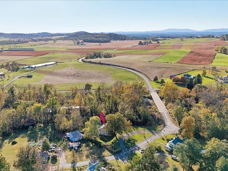 1569 PATTERSON MILL RD, GROTTOES, Virginia 24441, 4 Bedrooms Bedrooms, ,3 BathroomsBathrooms,Residential,1569 PATTERSON MILL RD,683292 MLS # 683292 1569 PATTERSON MILL RD, GROTTOES, Virginia 24441, 4 Bedrooms Bedrooms, ,3 BathroomsBathrooms,Residential,1569 PATTERSON MILL RD,683292 MLS # 683292