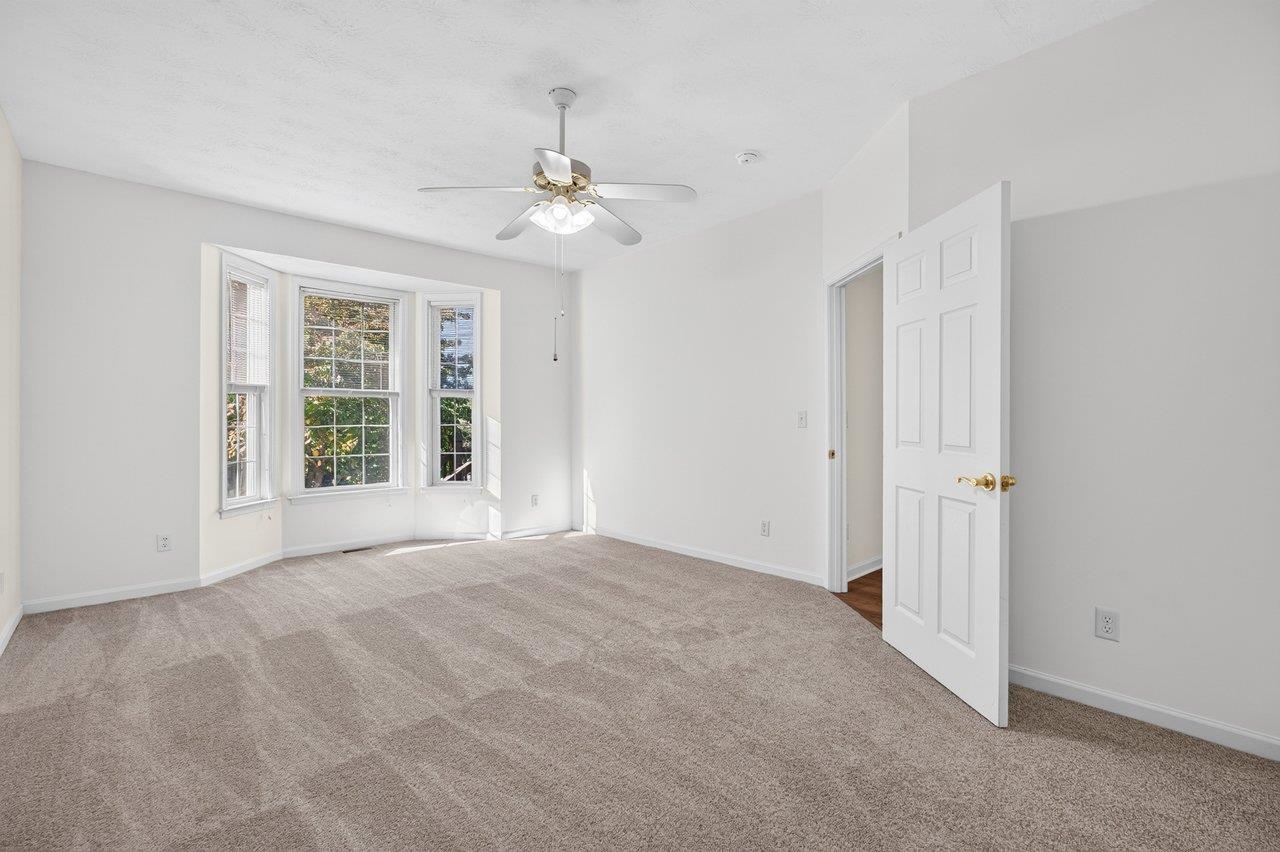 381 SPRING OAKS DR, ROCKINGHAM, Virginia 22801, 2 Bedrooms Bedrooms, ,2 BathroomsBathrooms,Residential,381 SPRING OAKS DR,683293 MLS # 683293 381 SPRING OAKS DR, ROCKINGHAM, Virginia 22801, 2 Bedrooms Bedrooms, ,2 BathroomsBathrooms,Residential,381 SPRING OAKS DR,683293 MLS # 683293