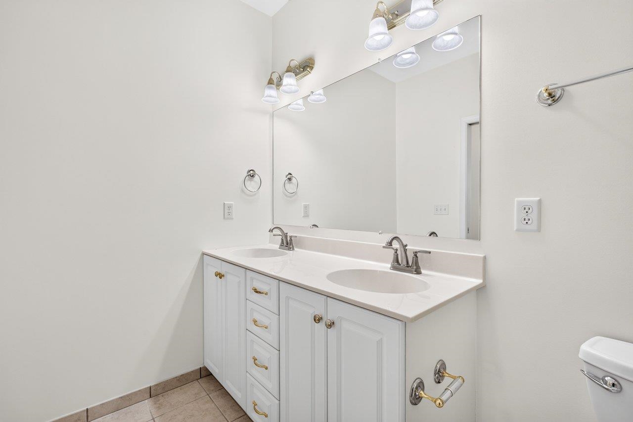 381 SPRING OAKS DR, ROCKINGHAM, Virginia 22801, 2 Bedrooms Bedrooms, ,2 BathroomsBathrooms,Residential,381 SPRING OAKS DR,683293 MLS # 683293 381 SPRING OAKS DR, ROCKINGHAM, Virginia 22801, 2 Bedrooms Bedrooms, ,2 BathroomsBathrooms,Residential,381 SPRING OAKS DR,683293 MLS # 683293