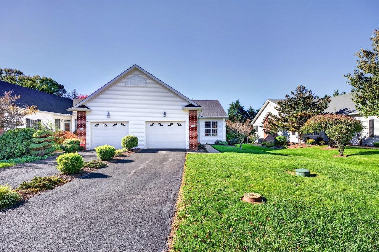 381 SPRING OAKS DR, ROCKINGHAM, Virginia 22801, 2 Bedrooms Bedrooms, ,2 BathroomsBathrooms,Residential,381 SPRING OAKS DR,683293 MLS # 683293 381 SPRING OAKS DR, ROCKINGHAM, Virginia 22801, 2 Bedrooms Bedrooms, ,2 BathroomsBathrooms,Residential,381 SPRING OAKS DR,683293 MLS # 683293