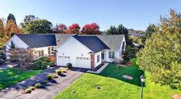 381 SPRING OAKS DR, ROCKINGHAM, Virginia 22801, 2 Bedrooms Bedrooms, ,2 BathroomsBathrooms,Residential,381 SPRING OAKS DR,683293 MLS # 683293