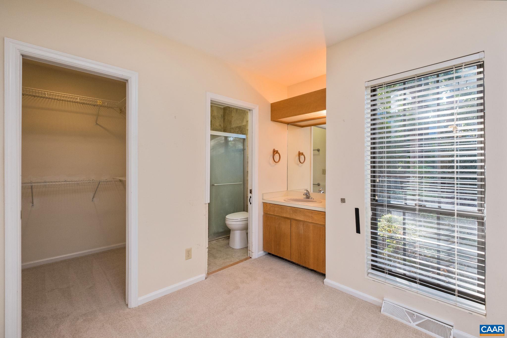 209 TURKEY RDG, CHARLOTTESVILLE, Virginia 22903, 2 Bedrooms Bedrooms, ,2 BathroomsBathrooms,Residential,209 TURKEY RDG,683296 MLS # 683296