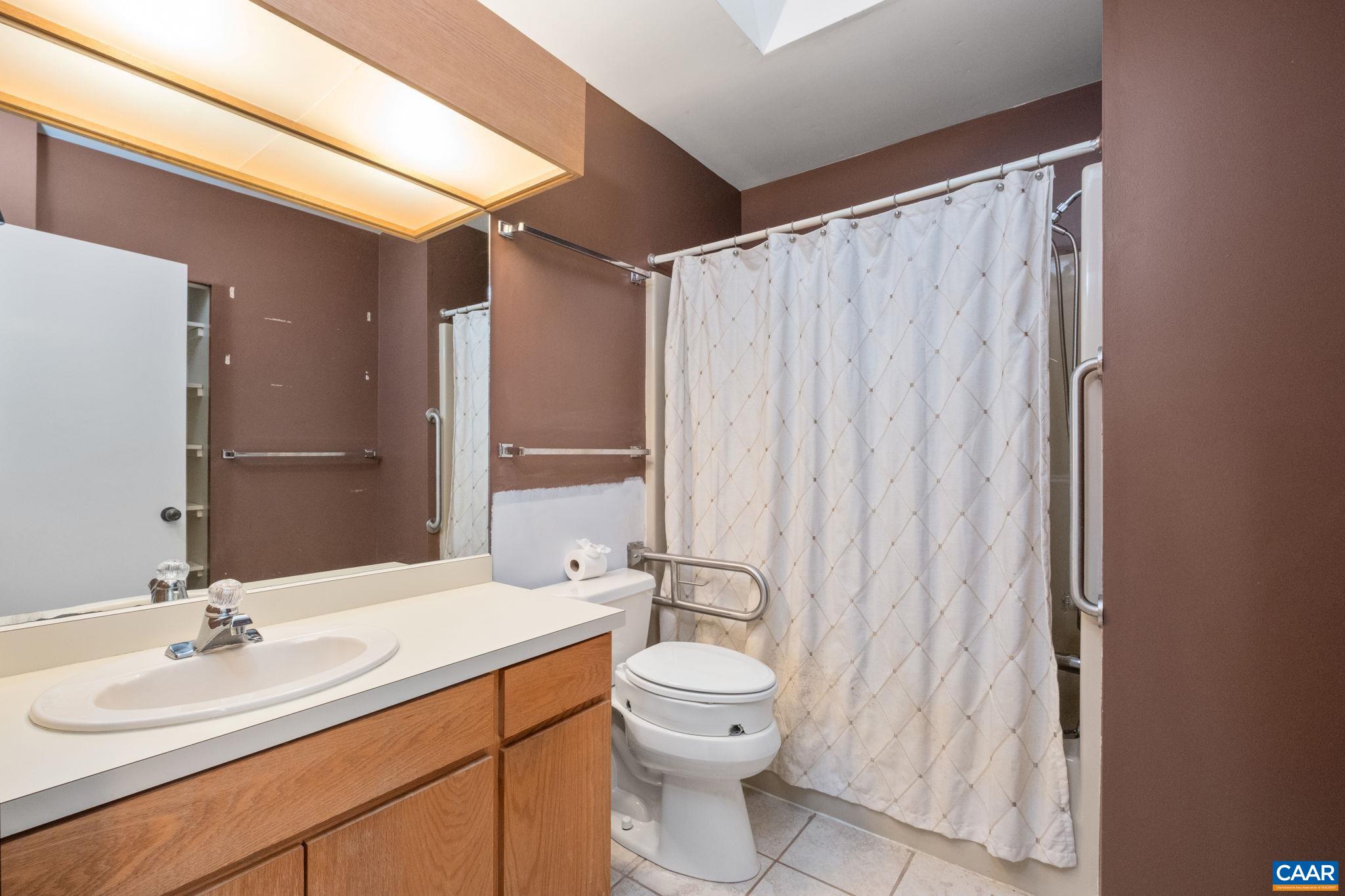 209 TURKEY RDG, CHARLOTTESVILLE, Virginia 22903, 2 Bedrooms Bedrooms, ,2 BathroomsBathrooms,Residential,209 TURKEY RDG,683296 MLS # 683296