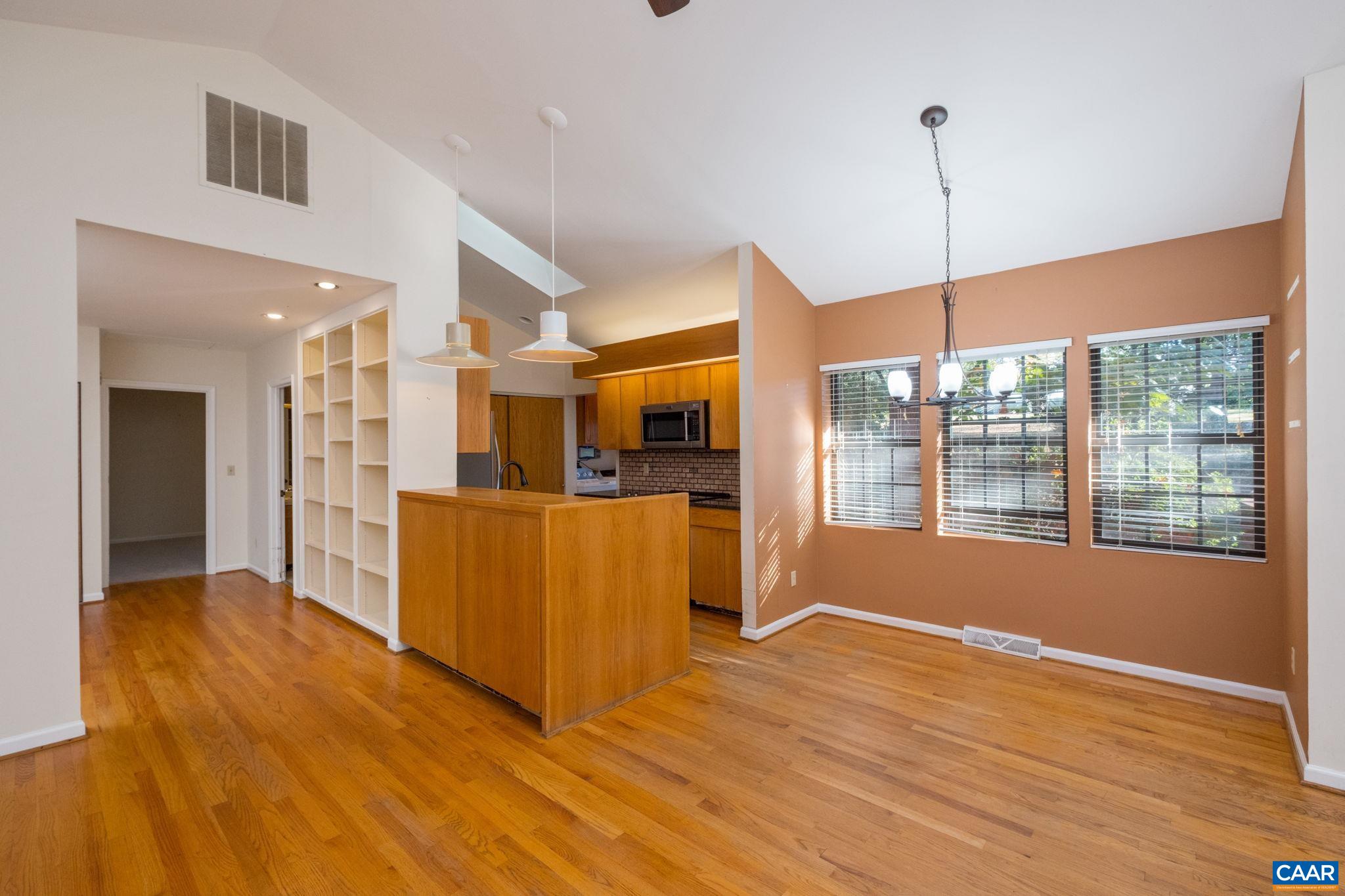 209 TURKEY RDG, CHARLOTTESVILLE, Virginia 22903, 2 Bedrooms Bedrooms, ,2 BathroomsBathrooms,Residential,209 TURKEY RDG,683296 MLS # 683296
