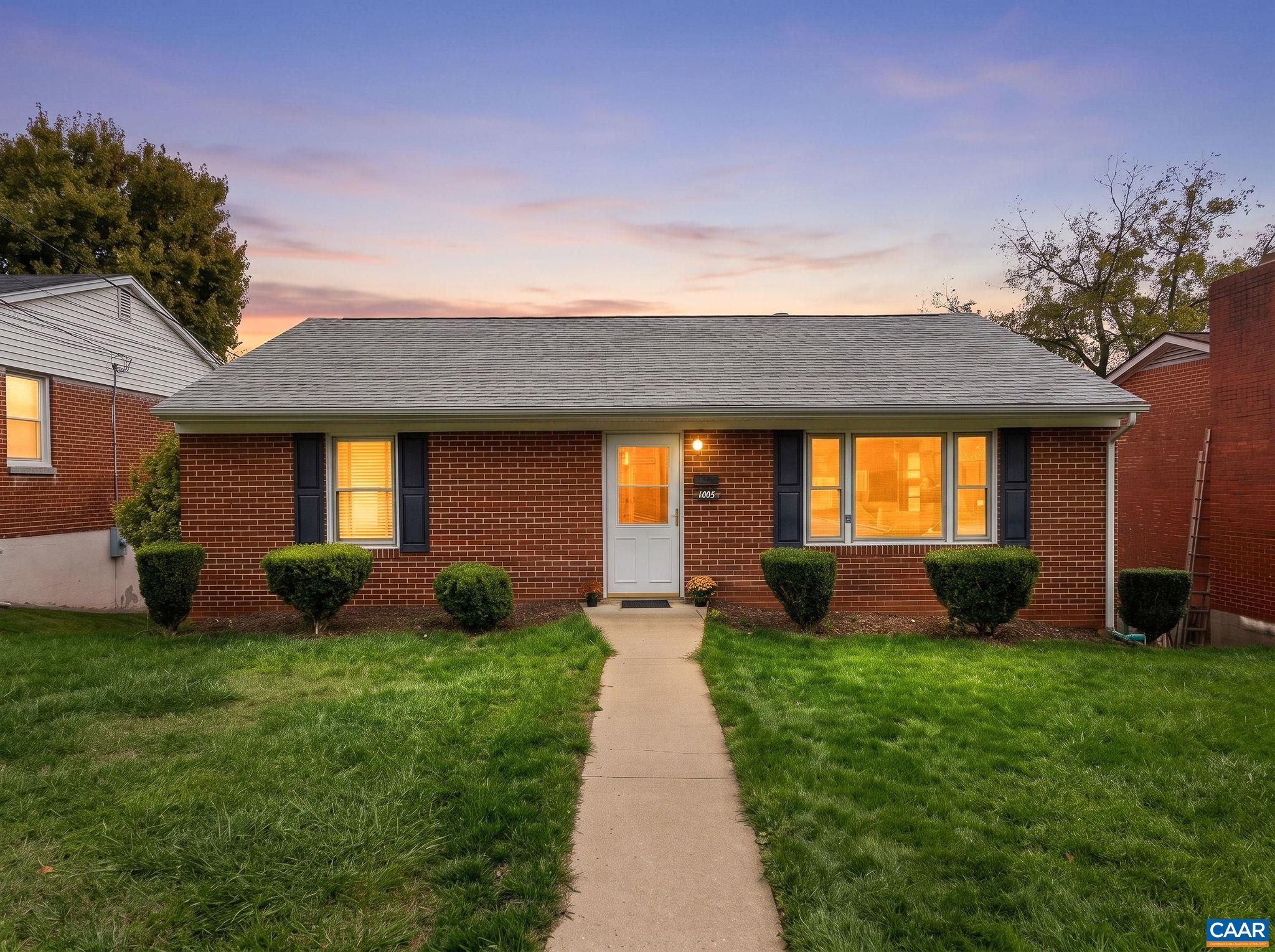 1005 BAYLOR ST, STAUNTON, Virginia 24401, 2 Bedrooms Bedrooms, ,1 BathroomBathrooms,Residential,1005 BAYLOR ST,683297 MLS # 683297