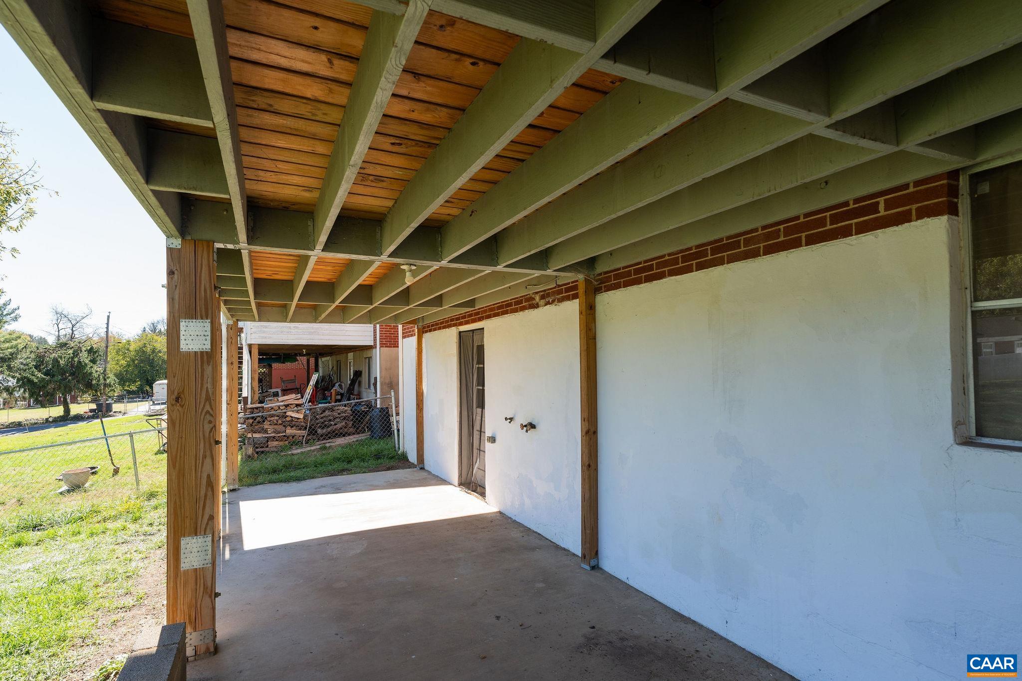 1005 BAYLOR ST, STAUNTON, Virginia 24401, 2 Bedrooms Bedrooms, ,1 BathroomBathrooms,Residential,1005 BAYLOR ST,683297 MLS # 683297