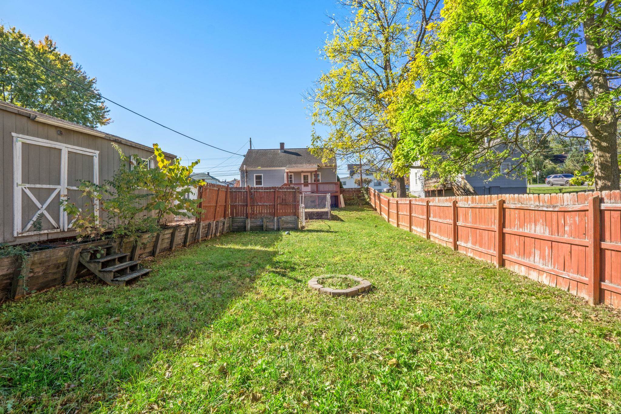 715 BRIDGE AVE, WAYNESBORO, Virginia 22980, 3 Bedrooms Bedrooms, ,2 BathroomsBathrooms,Residential,Bridge Ave starter home,715 BRIDGE AVE,683307 MLS # 683307 715 BRIDGE AVE, WAYNESBORO, Virginia 22980, 3 Bedrooms Bedrooms, ,2 BathroomsBathrooms,Residential,Bridge Ave starter home,715 BRIDGE AVE,683307 MLS # 683307