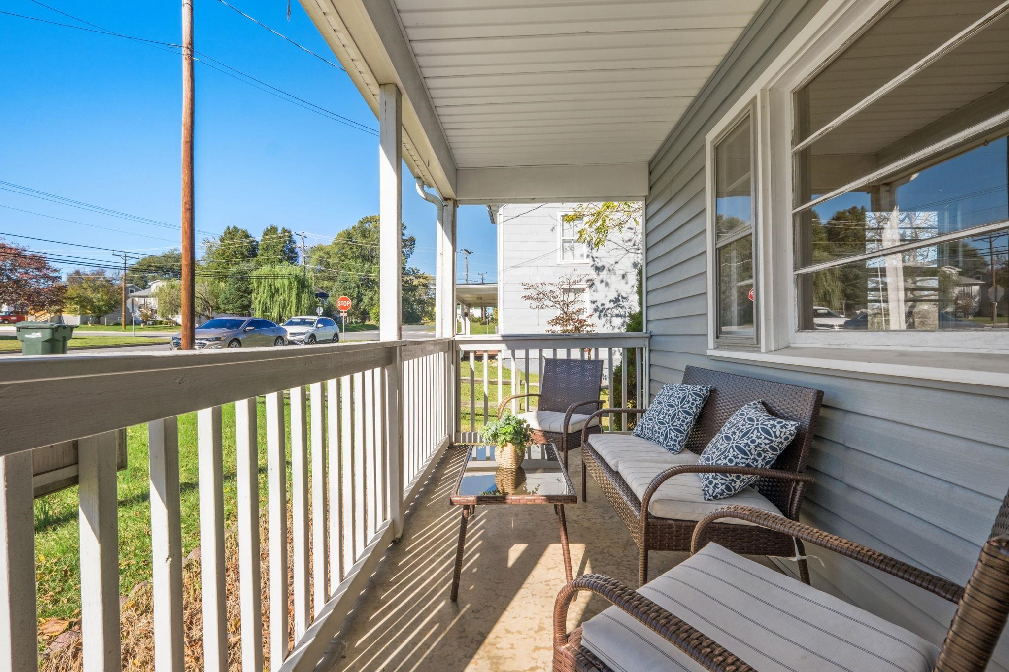 715 BRIDGE AVE, WAYNESBORO, Virginia 22980, 3 Bedrooms Bedrooms, ,2 BathroomsBathrooms,Residential,Bridge Ave starter home,715 BRIDGE AVE,683307 MLS # 683307 715 BRIDGE AVE, WAYNESBORO, Virginia 22980, 3 Bedrooms Bedrooms, ,2 BathroomsBathrooms,Residential,Bridge Ave starter home,715 BRIDGE AVE,683307 MLS # 683307