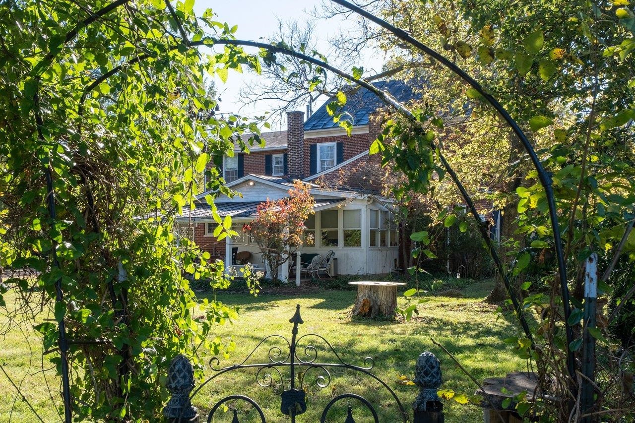 8473 MAIN ST, PORT REPUBLIC, Virginia 24471, 4 Bedrooms Bedrooms, ,2 BathroomsBathrooms,Residential,8473 MAIN ST,683309 MLS # 683309