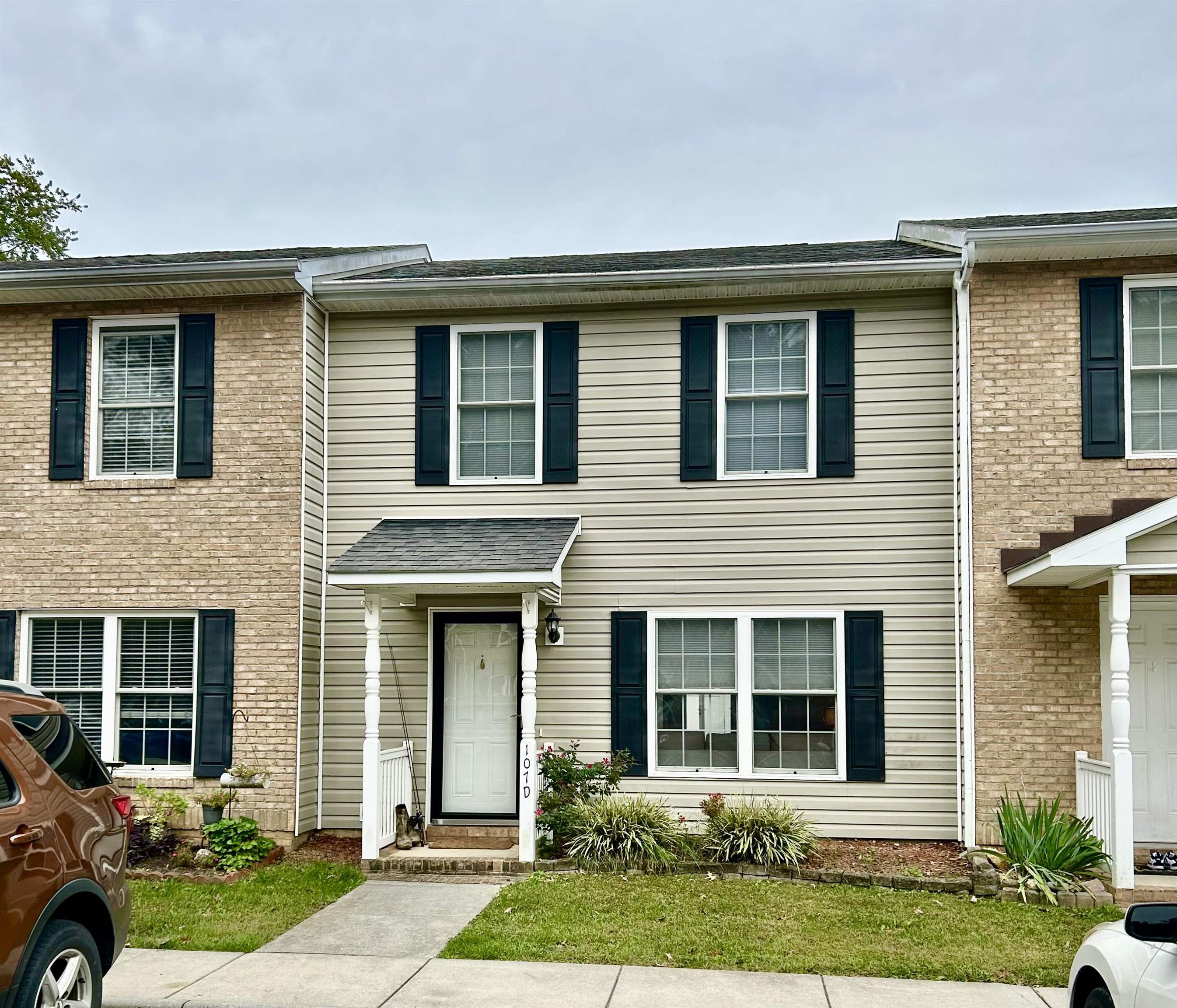 107 13TH ST, GROTTOES, Virginia 24441, 2 Bedrooms Bedrooms, ,2 BathroomsBathrooms,Residential,107 13TH ST,683310 MLS # 683310 107 13TH ST, GROTTOES, Virginia 24441, 2 Bedrooms Bedrooms, ,2 BathroomsBathrooms,Residential,107 13TH ST,683310 MLS # 683310