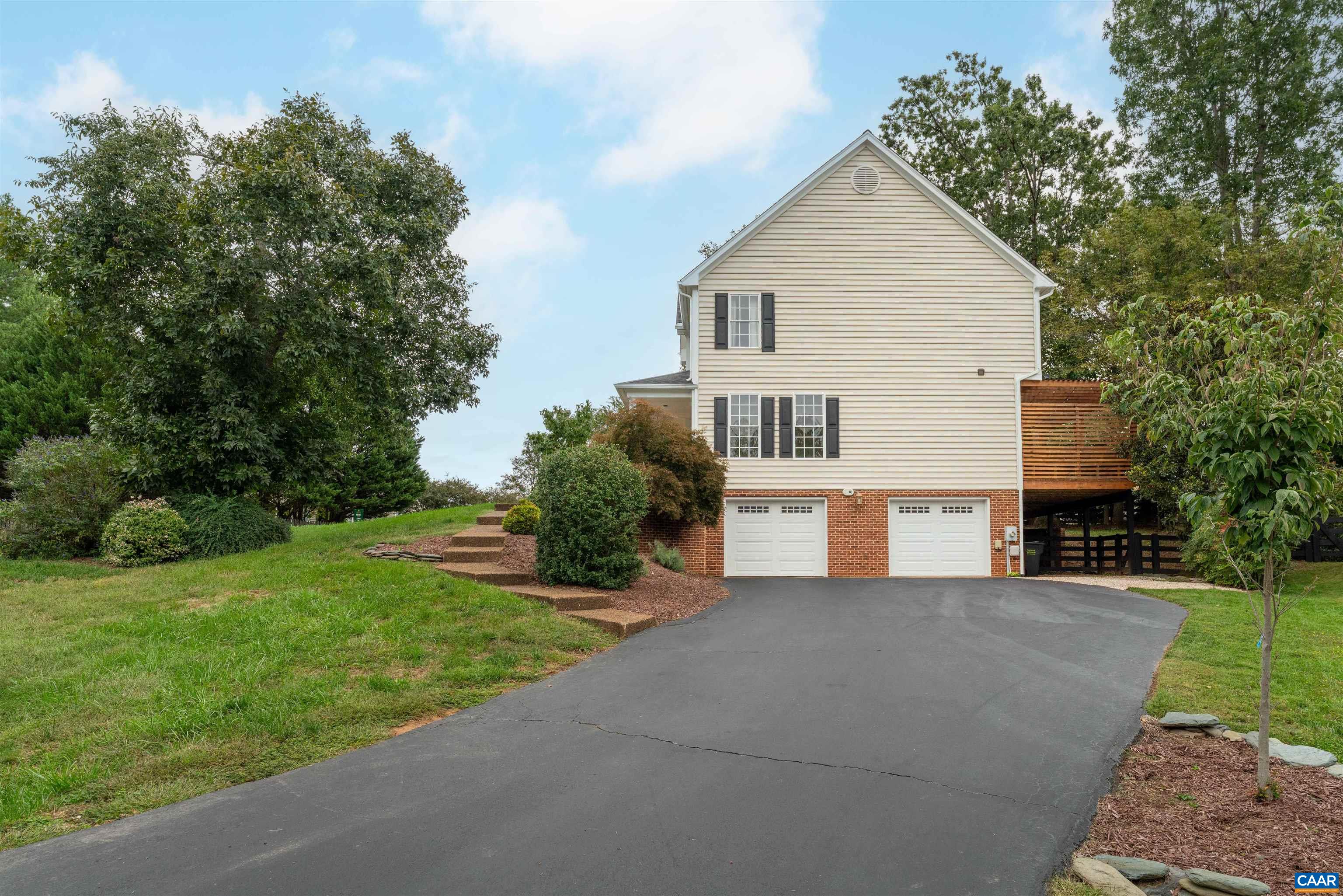2174 LORING CIR, CHARLOTTESVILLE, Virginia 22901, 4 Bedrooms Bedrooms, ,3 BathroomsBathrooms,Residential,2174 LORING CIR,680767 MLS # 680767 2174 LORING CIR, CHARLOTTESVILLE, Virginia 22901, 4 Bedrooms Bedrooms, ,3 BathroomsBathrooms,Residential,2174 LORING CIR,680767 MLS # 680767