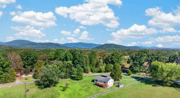 989 BUCK MOUNTAIN FORD LN, EARLYSVILLE, Virginia 22936, 4 Bedrooms Bedrooms, ,2 BathroomsBathrooms,Residential,989 BUCK MOUNTAIN FORD LN,682723 MLS # 682723