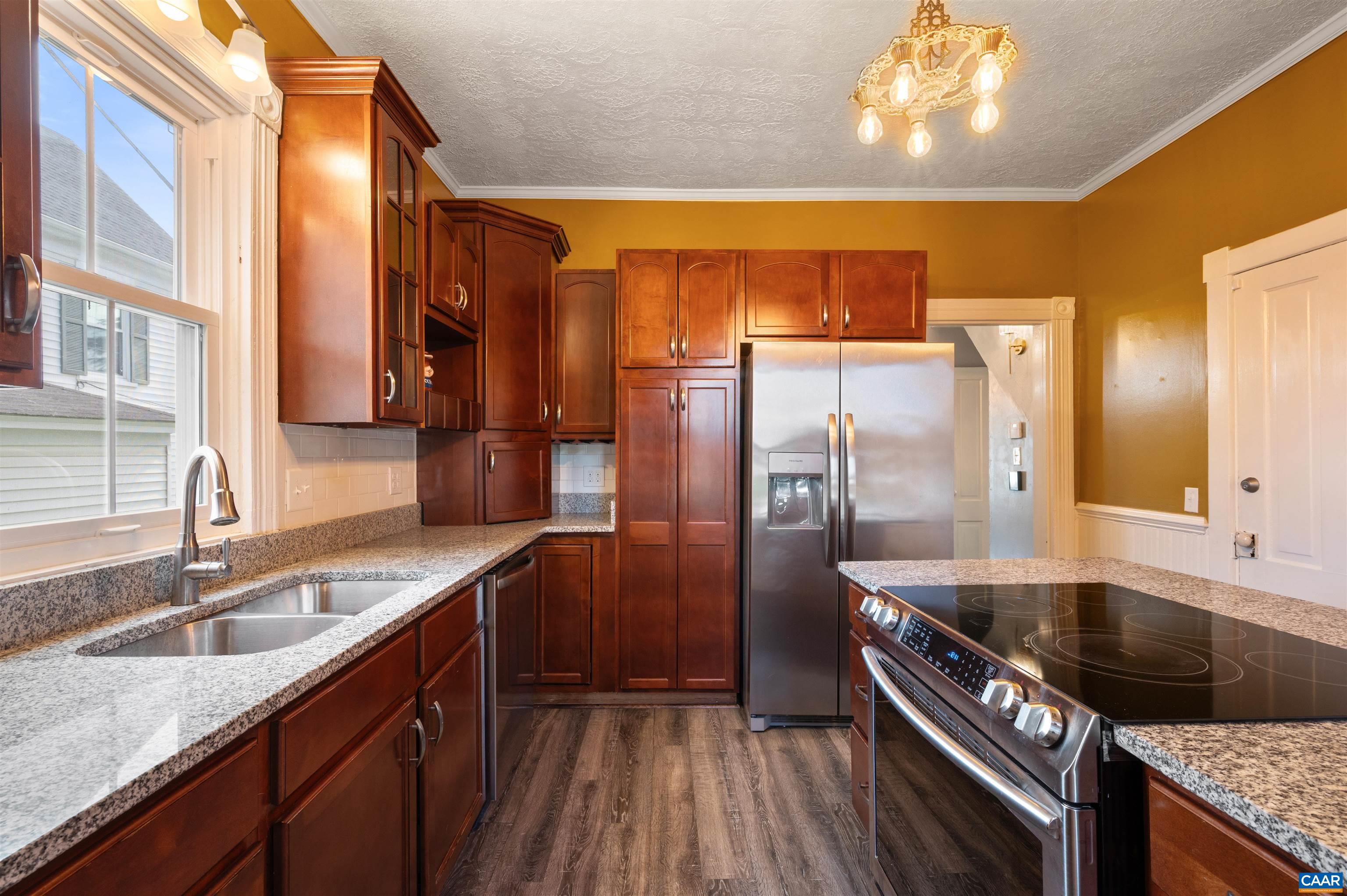 173 W MAIN ST, ORANGE, Virginia 22960, 4 Bedrooms Bedrooms, ,2 BathroomsBathrooms,Residential,173 W MAIN ST,683227 MLS # 683227 173 W MAIN ST, ORANGE, Virginia 22960, 4 Bedrooms Bedrooms, ,2 BathroomsBathrooms,Residential,173 W MAIN ST,683227 MLS # 683227