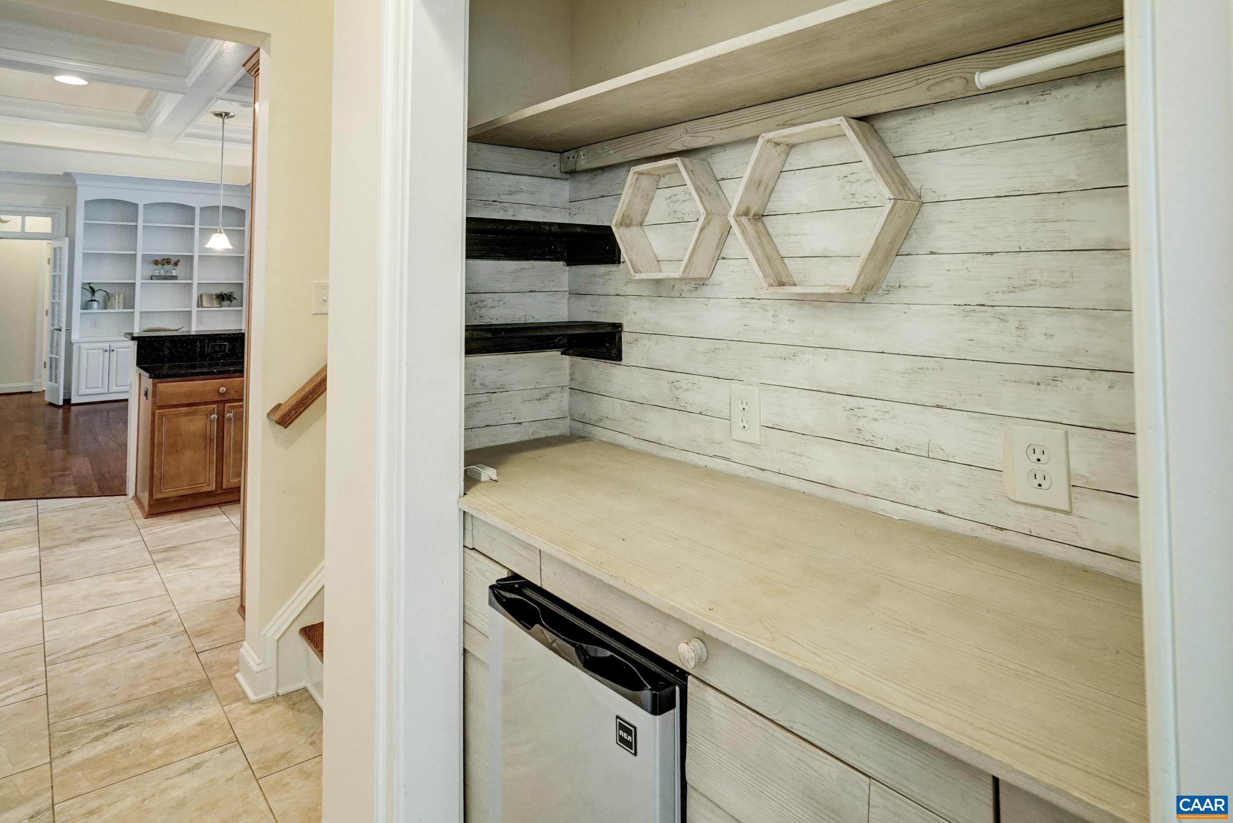 Built-in Coffee/wine bar Built-in Coffee/wine bar