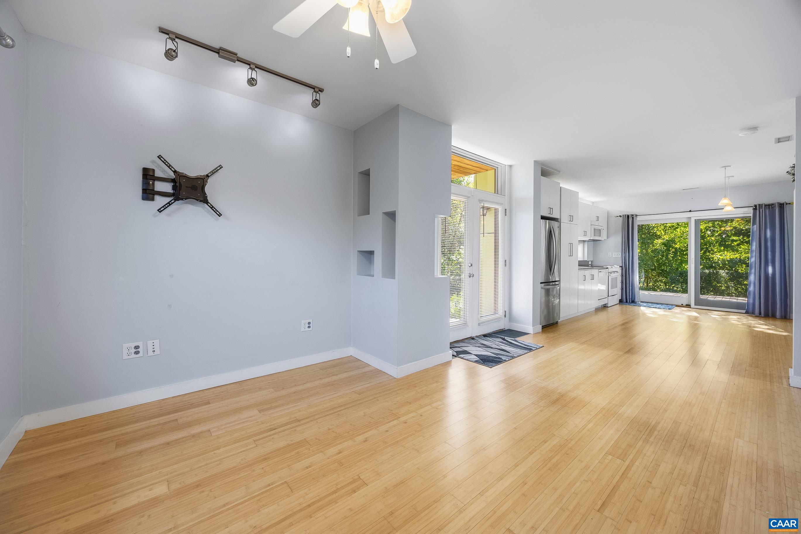 104 ELLIOTT AVE, CHARLOTTESVILLE, Virginia 22902, 2 Bedrooms Bedrooms, ,1 BathroomBathrooms,Residential,104 ELLIOTT AVE,683233 MLS # 683233 104 ELLIOTT AVE, CHARLOTTESVILLE, Virginia 22902, 2 Bedrooms Bedrooms, ,1 BathroomBathrooms,Residential,104 ELLIOTT AVE,683233 MLS # 683233