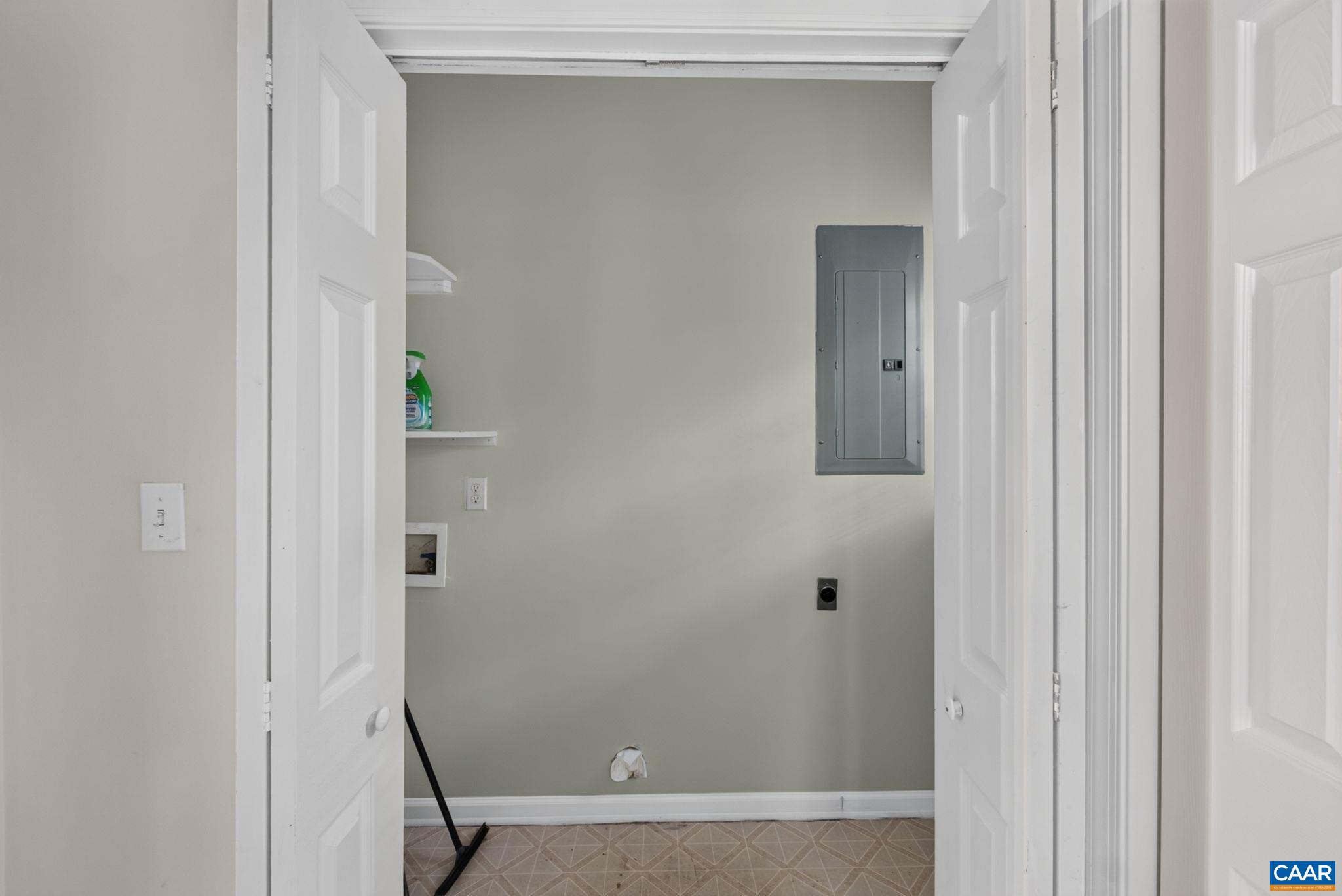 803 JEFFERSON DR, PALMYRA, Virginia 22963, 5 Bedrooms Bedrooms, ,3 BathroomsBathrooms,Residential,803 JEFFERSON DR,683277 MLS # 683277 803 JEFFERSON DR, PALMYRA, Virginia 22963, 5 Bedrooms Bedrooms, ,3 BathroomsBathrooms,Residential,803 JEFFERSON DR,683277 MLS # 683277