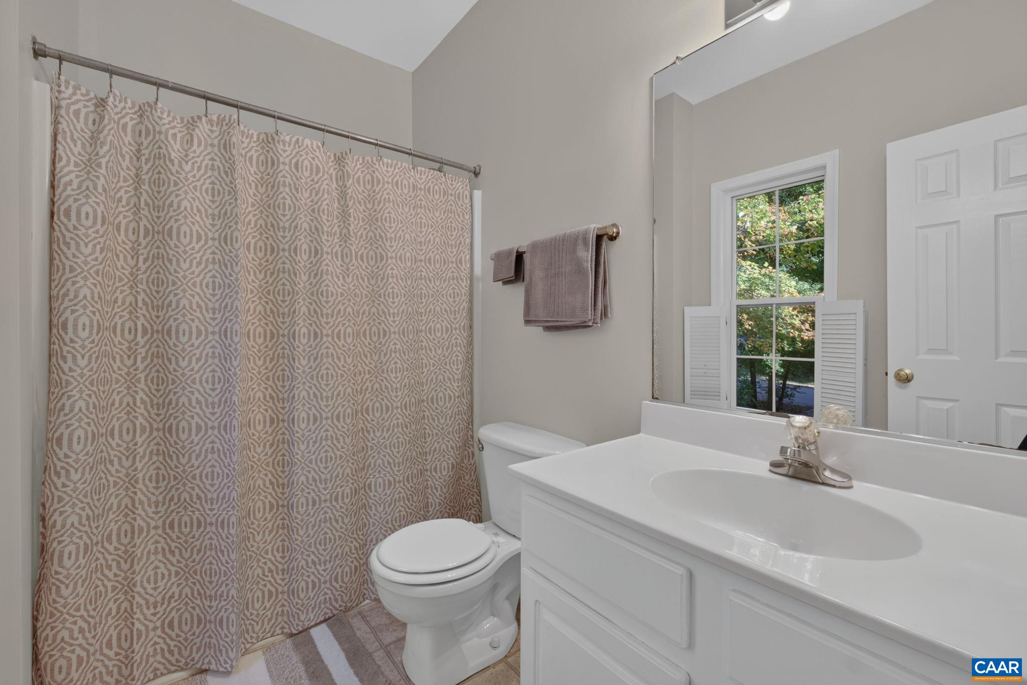 803 JEFFERSON DR, PALMYRA, Virginia 22963, 5 Bedrooms Bedrooms, ,3 BathroomsBathrooms,Residential,803 JEFFERSON DR,683277 MLS # 683277 803 JEFFERSON DR, PALMYRA, Virginia 22963, 5 Bedrooms Bedrooms, ,3 BathroomsBathrooms,Residential,803 JEFFERSON DR,683277 MLS # 683277