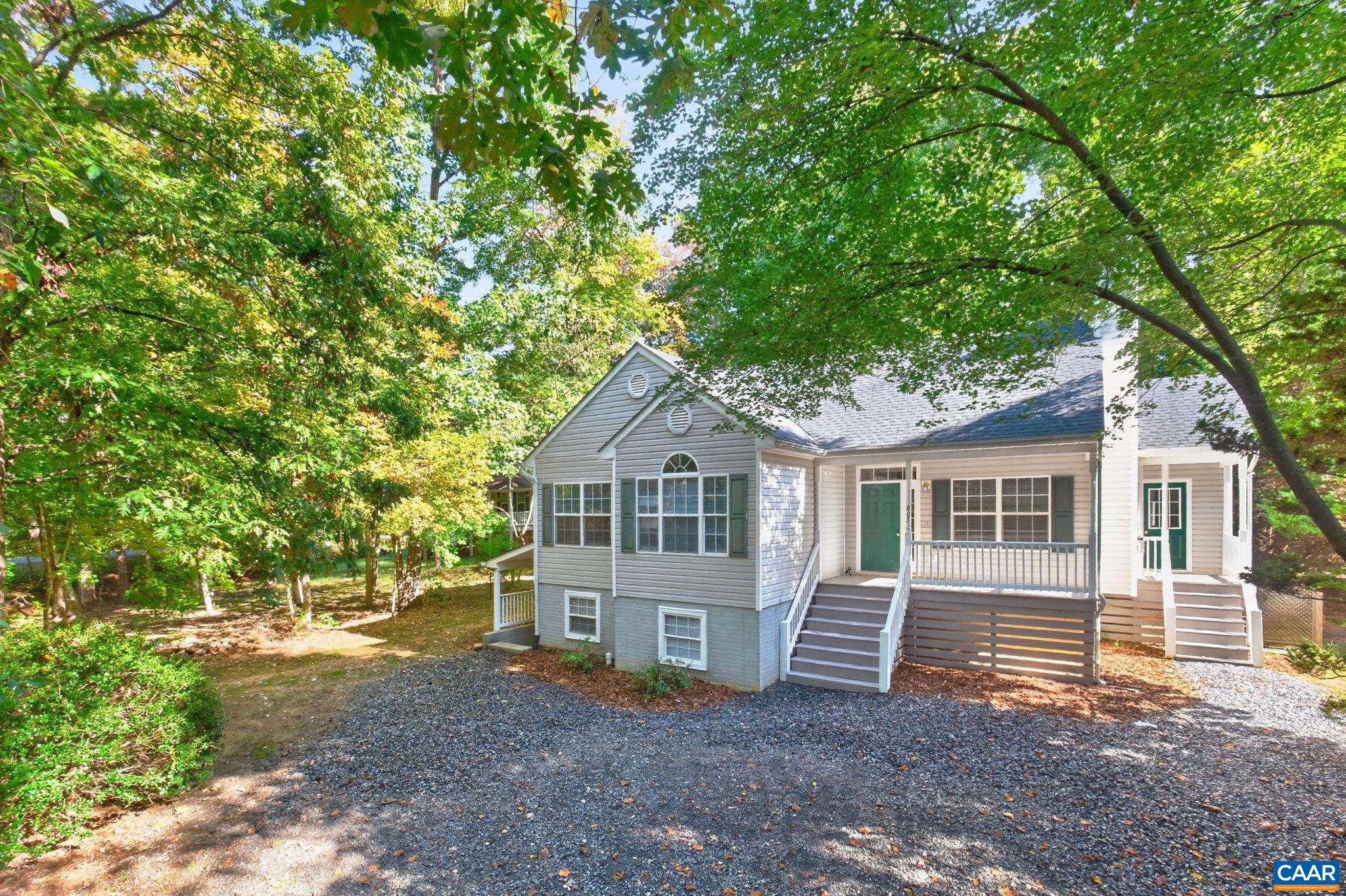 803 JEFFERSON DR, PALMYRA, Virginia 22963, 5 Bedrooms Bedrooms, ,3 BathroomsBathrooms,Residential,803 JEFFERSON DR,683277 MLS # 683277 803 JEFFERSON DR, PALMYRA, Virginia 22963, 5 Bedrooms Bedrooms, ,3 BathroomsBathrooms,Residential,803 JEFFERSON DR,683277 MLS # 683277